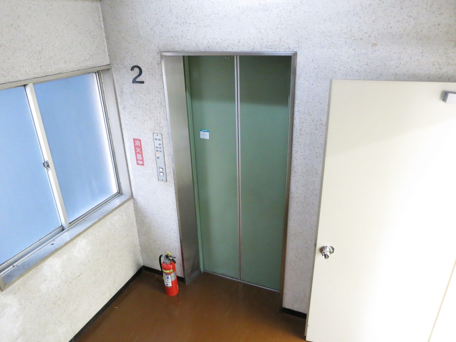 エレベーターホール