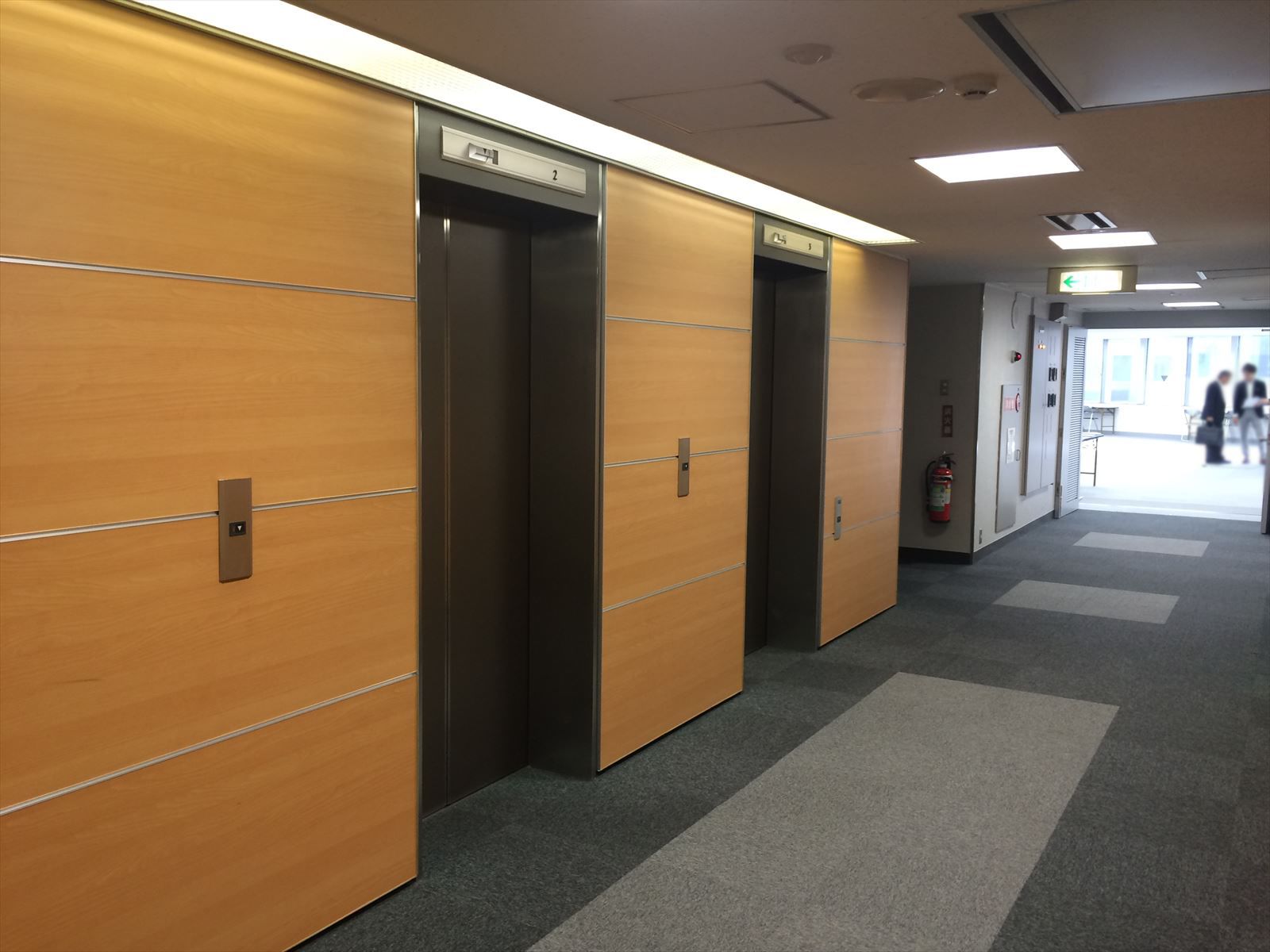 エレベーターホール