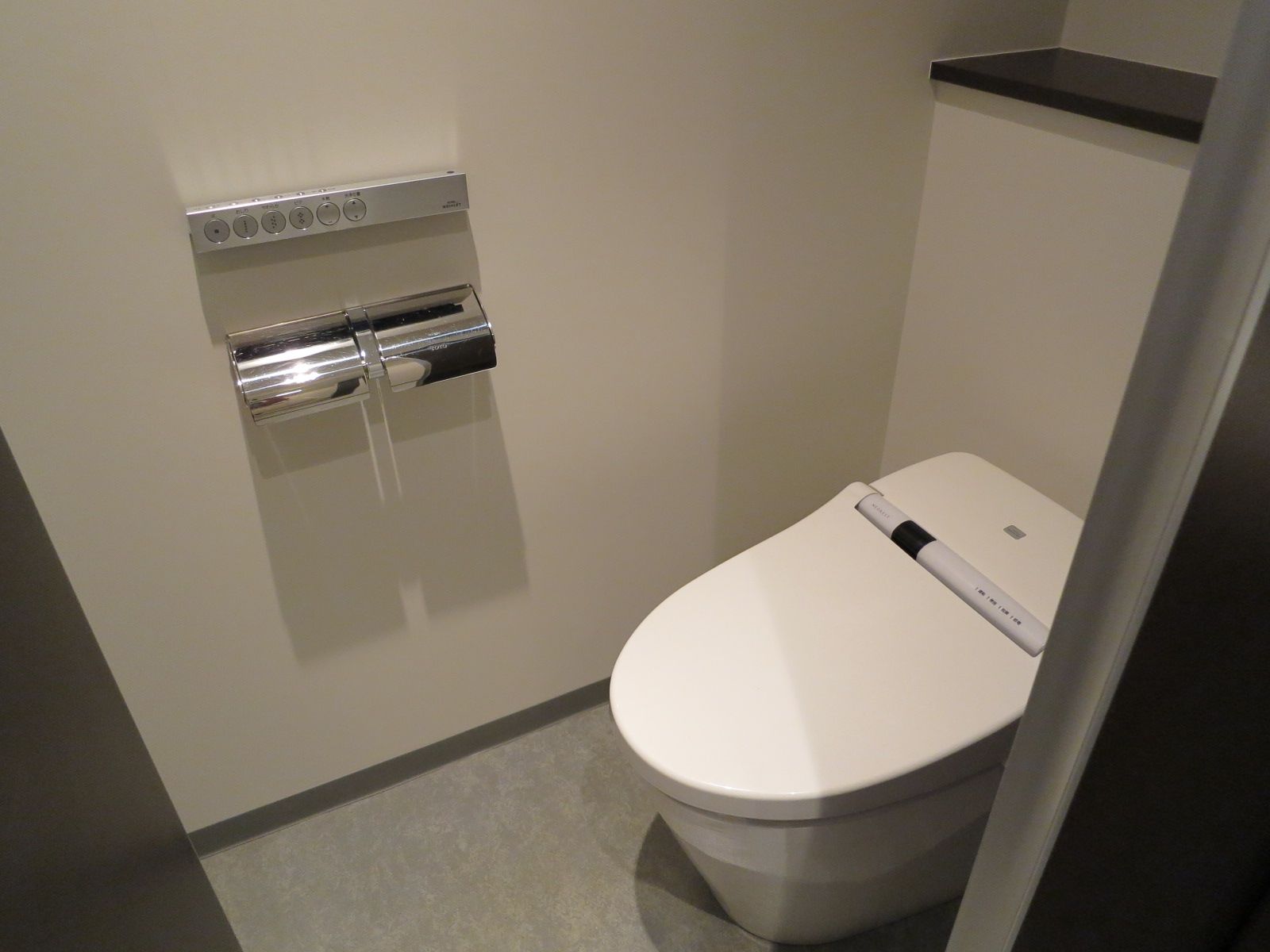 トイレ個室