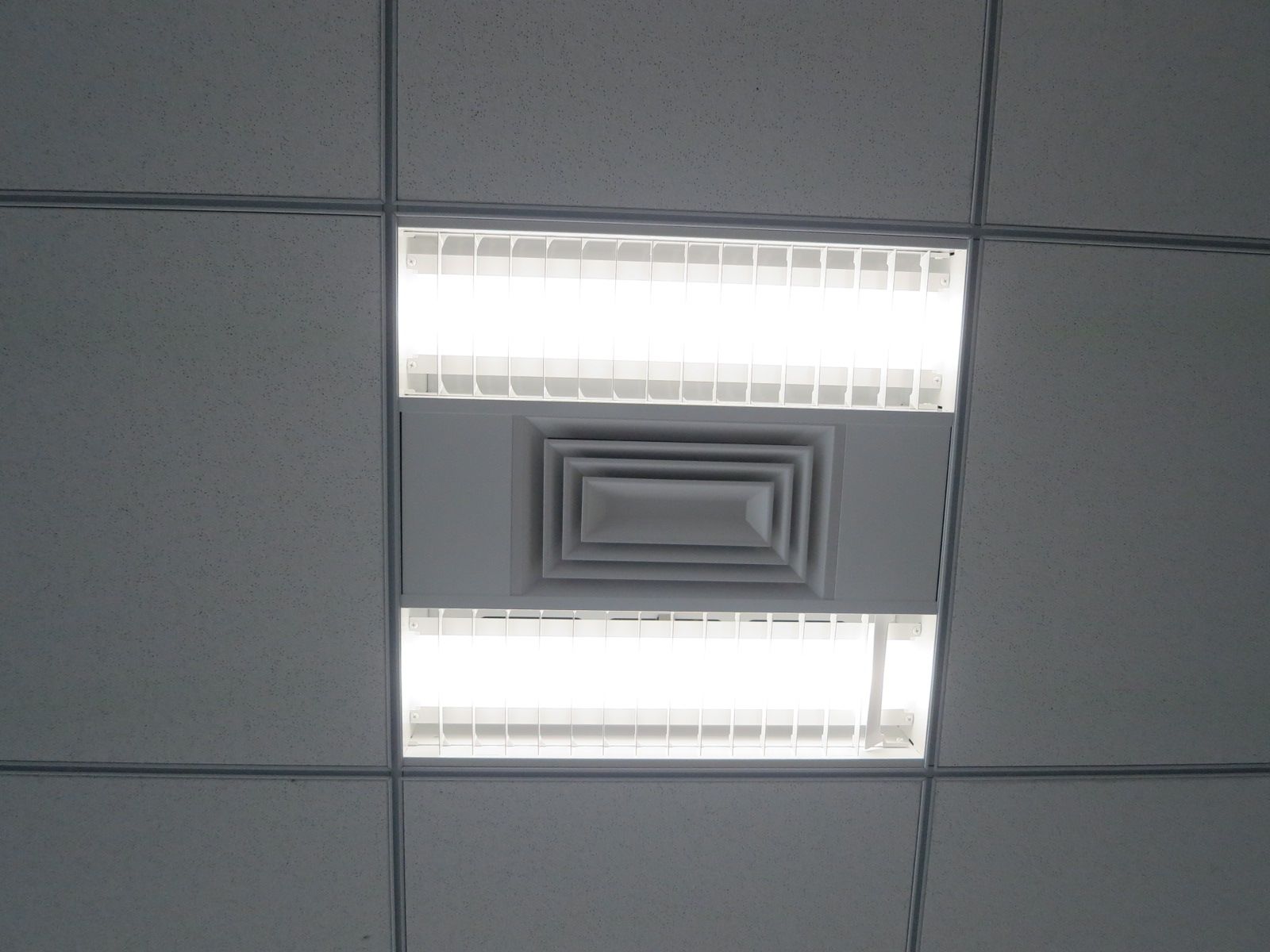 空調