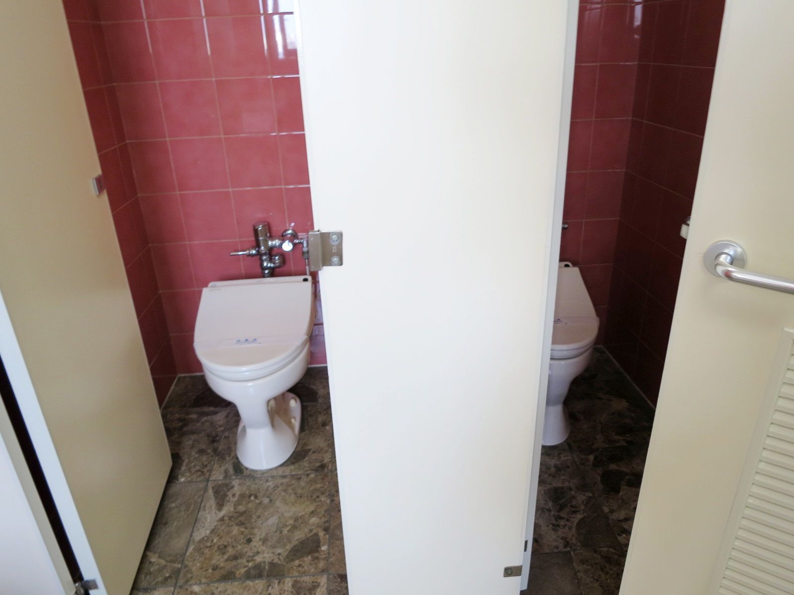 トイレ個室