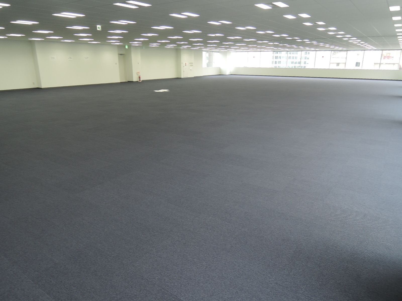 オフィス室内参考画像(5階)