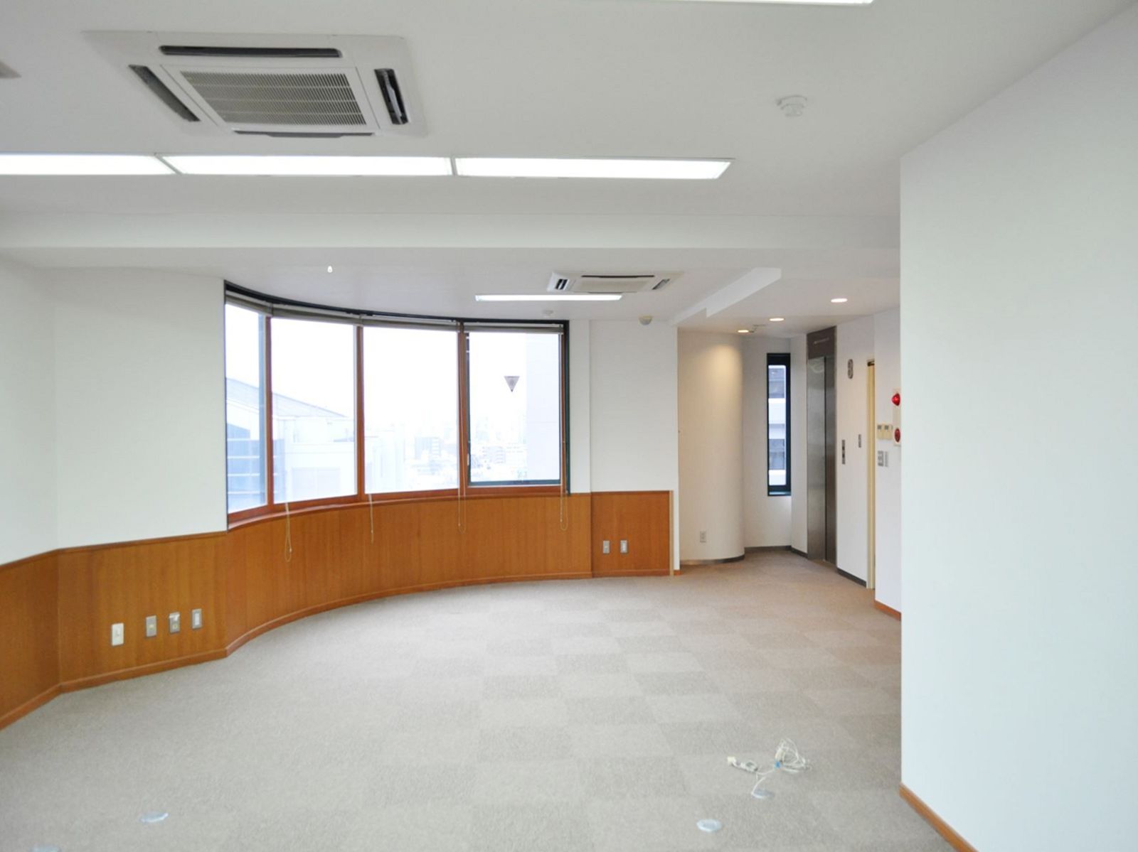 オフィス室内参考画像（8階）