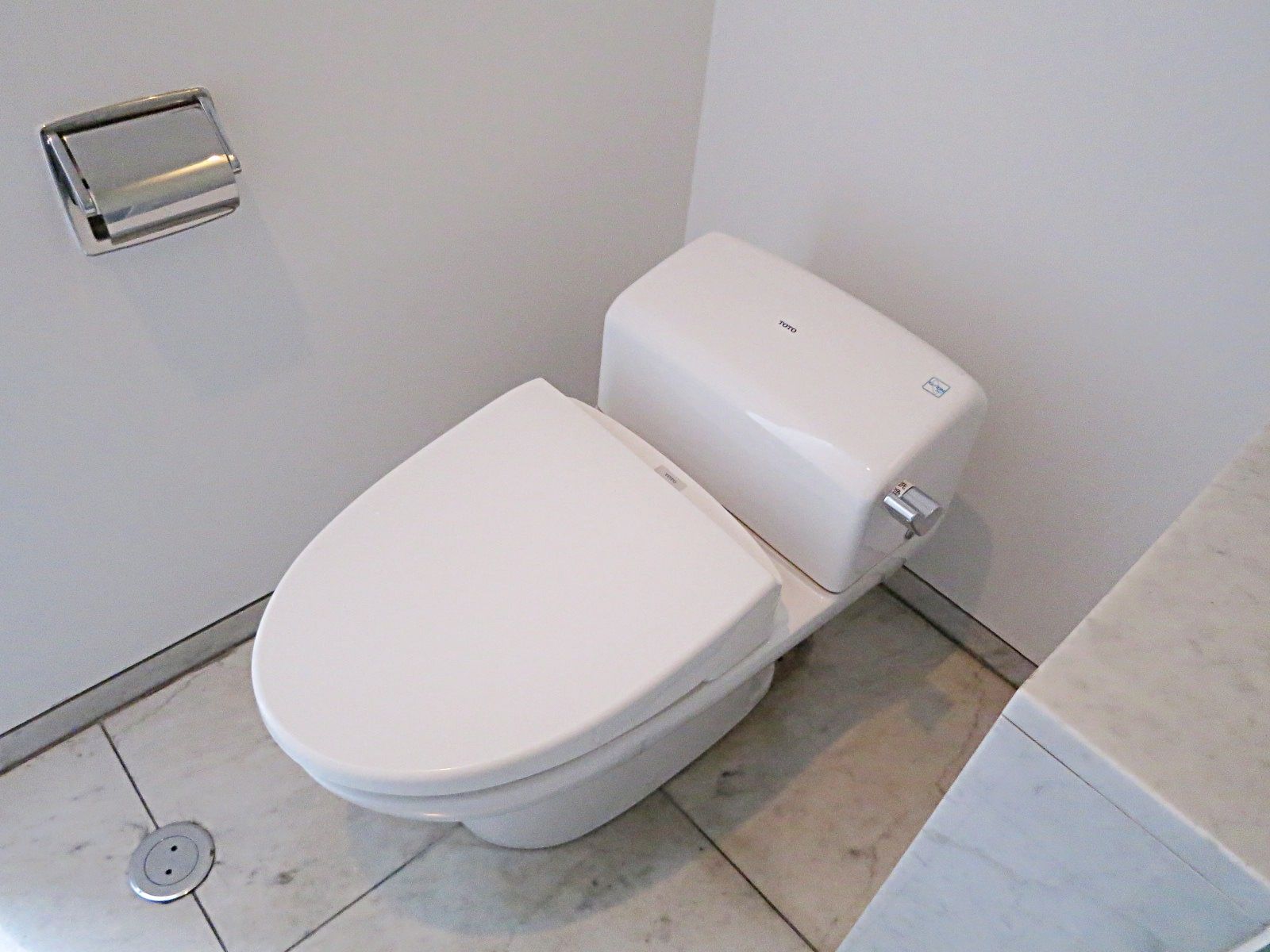 トイレ個室