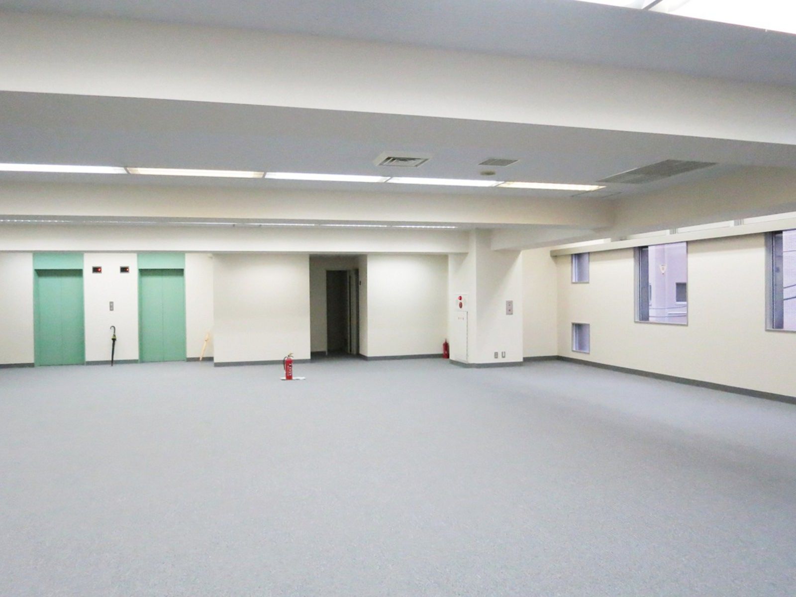 オフィス室内参考画像（301号室）
