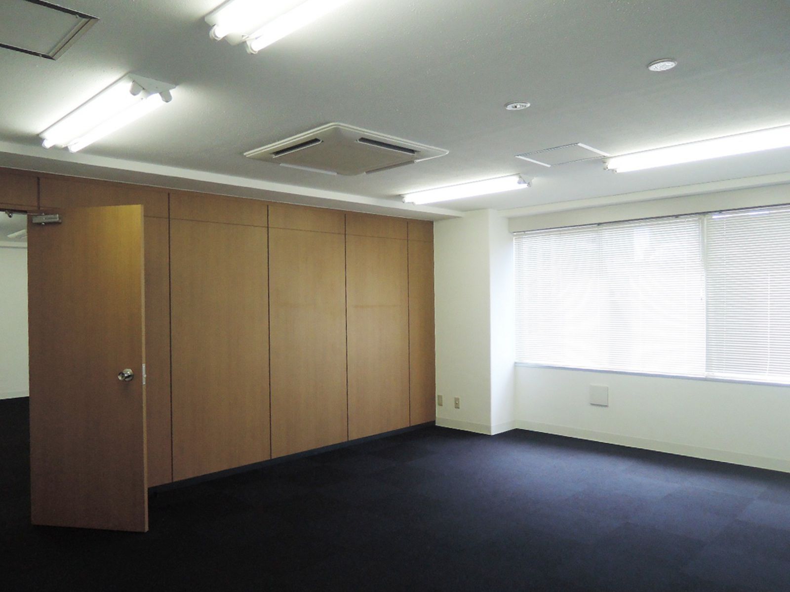 オフィス室内参考画像（8階）
