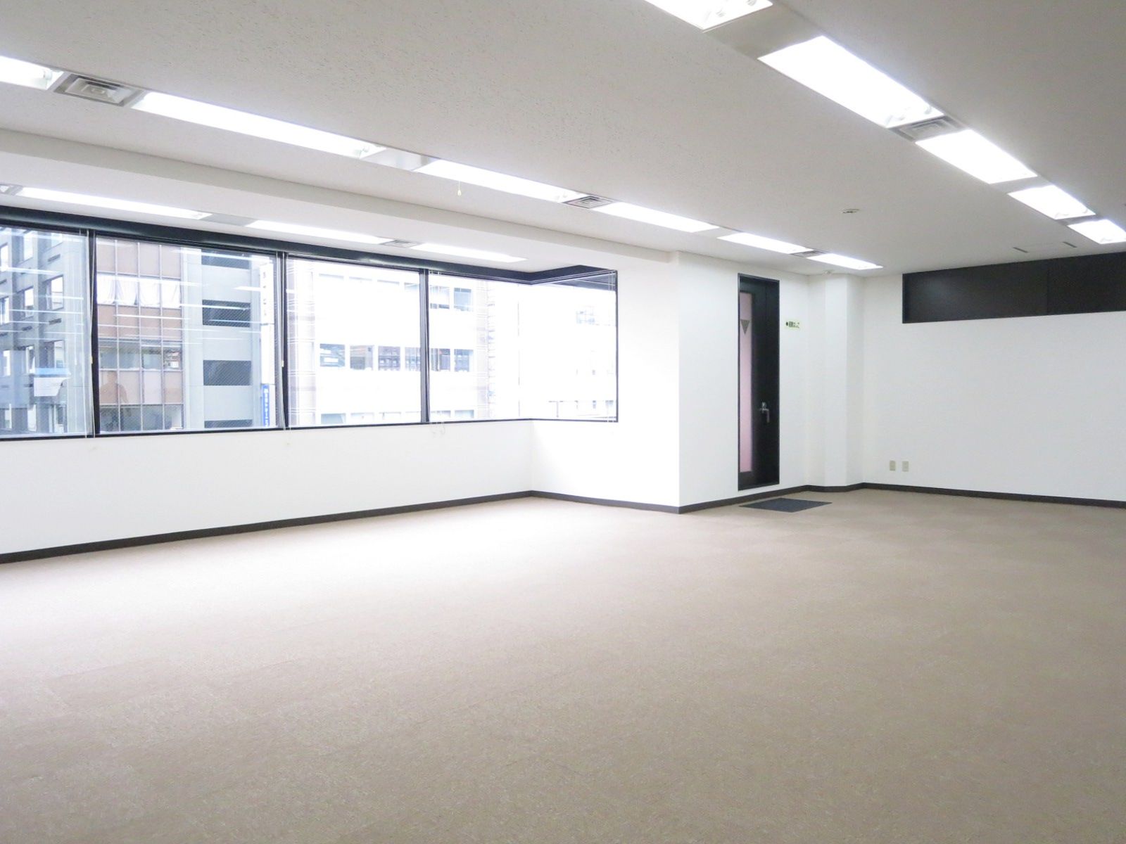 オフィス室内参考画像(5階)