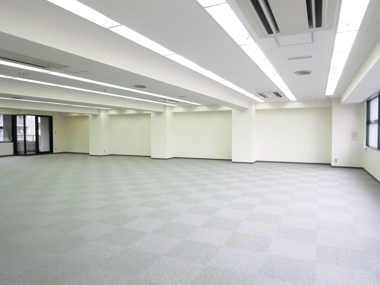 オフィス室内参考画像（4階）