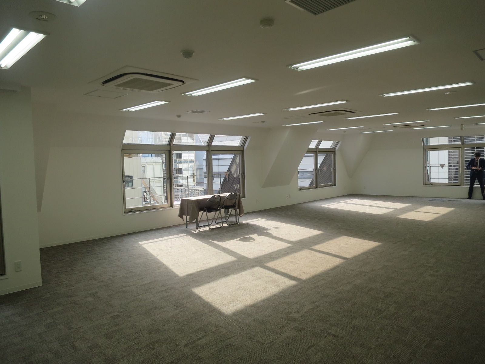 オフィス室内参考画像（7階）