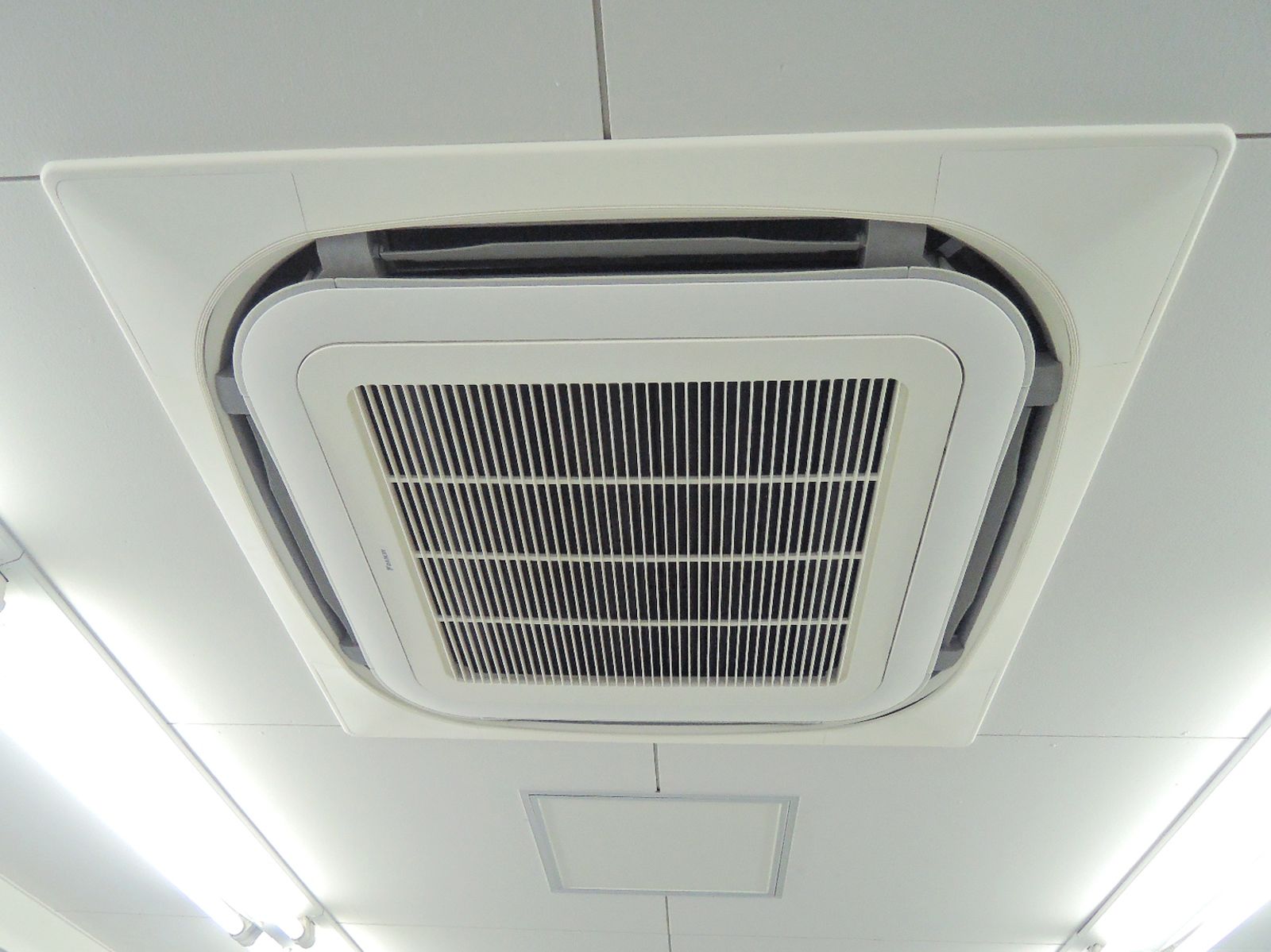 空調機器
