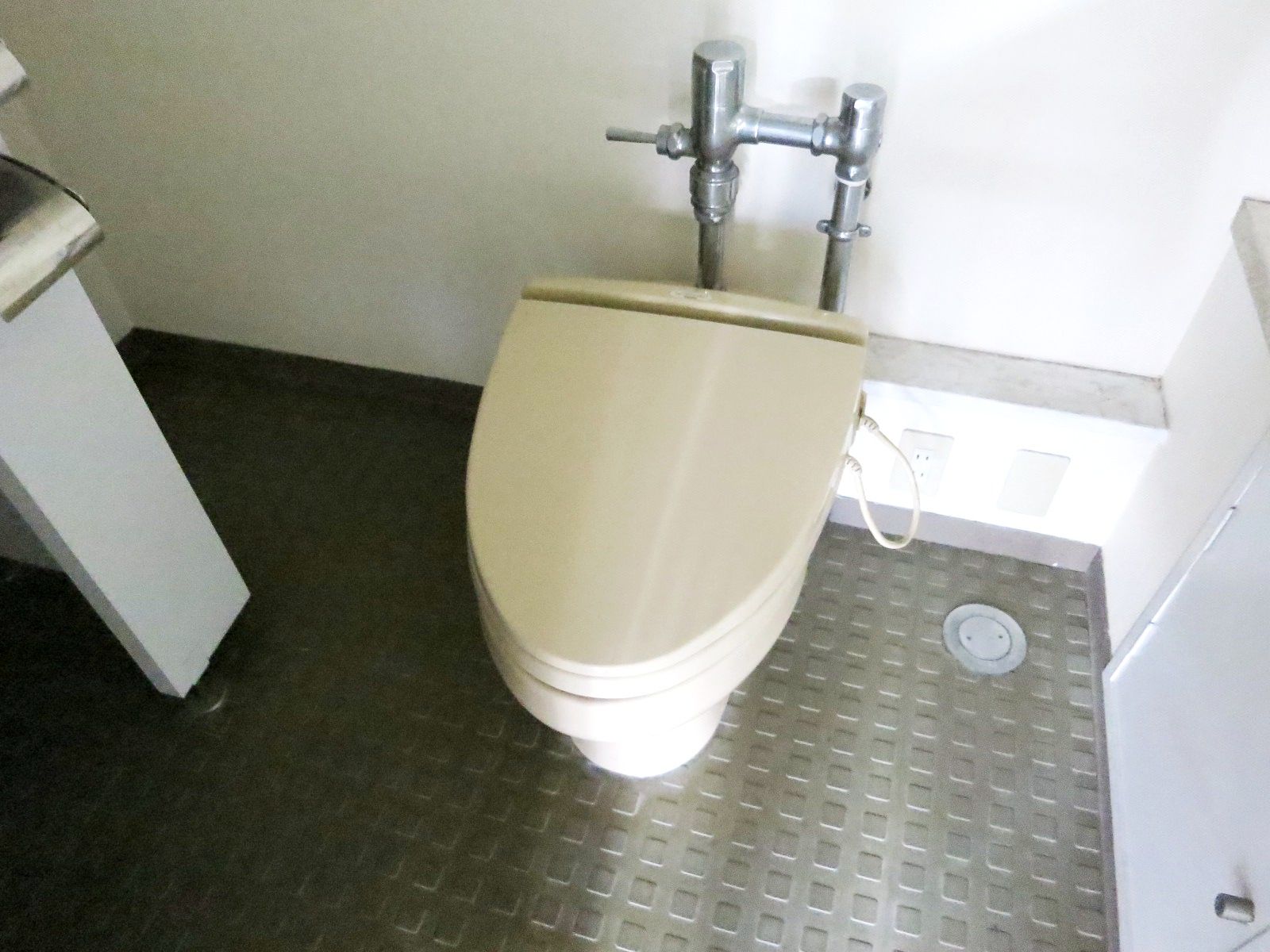 トイレ個室