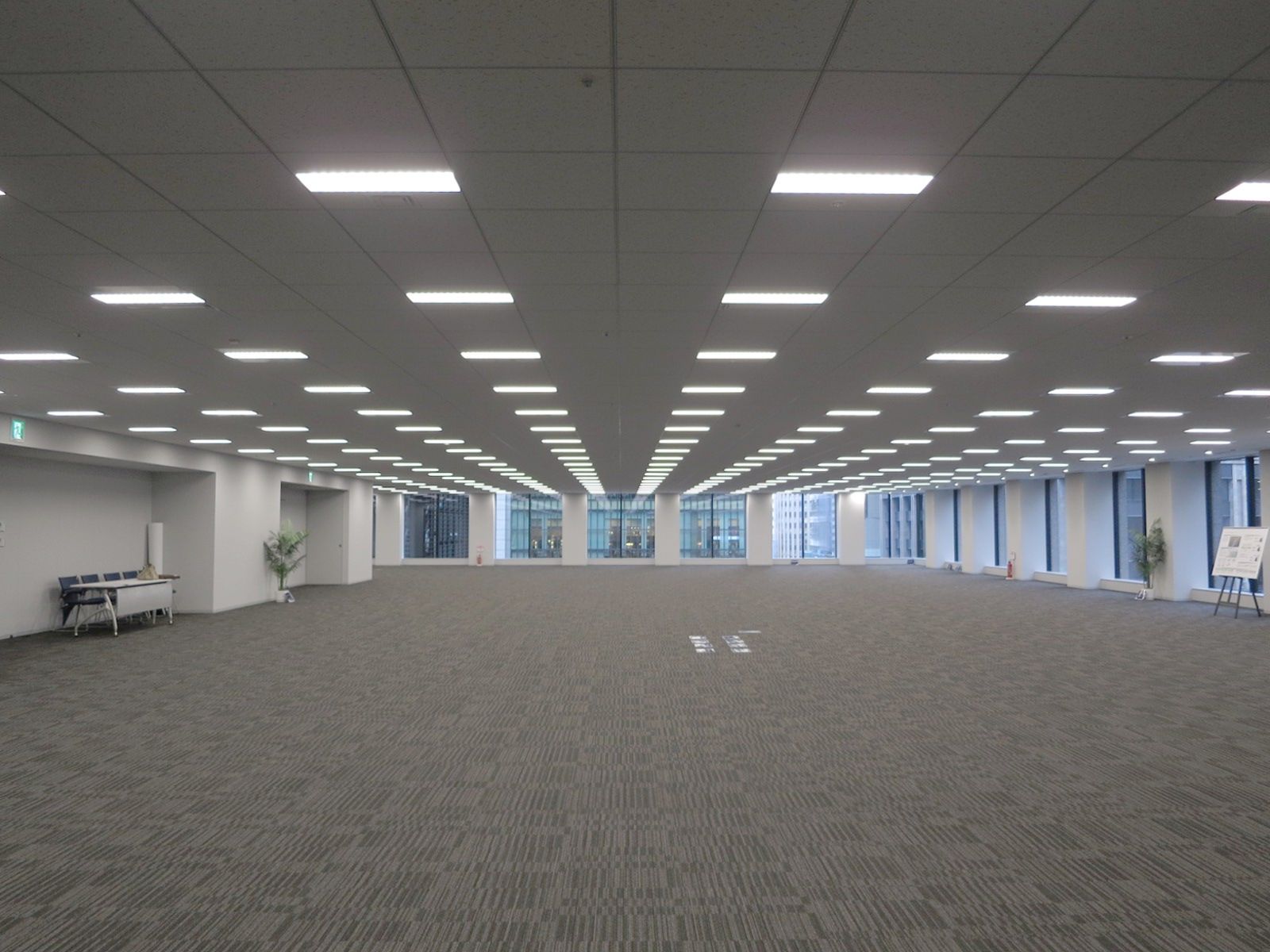 オフィス室内参考画像（4階）