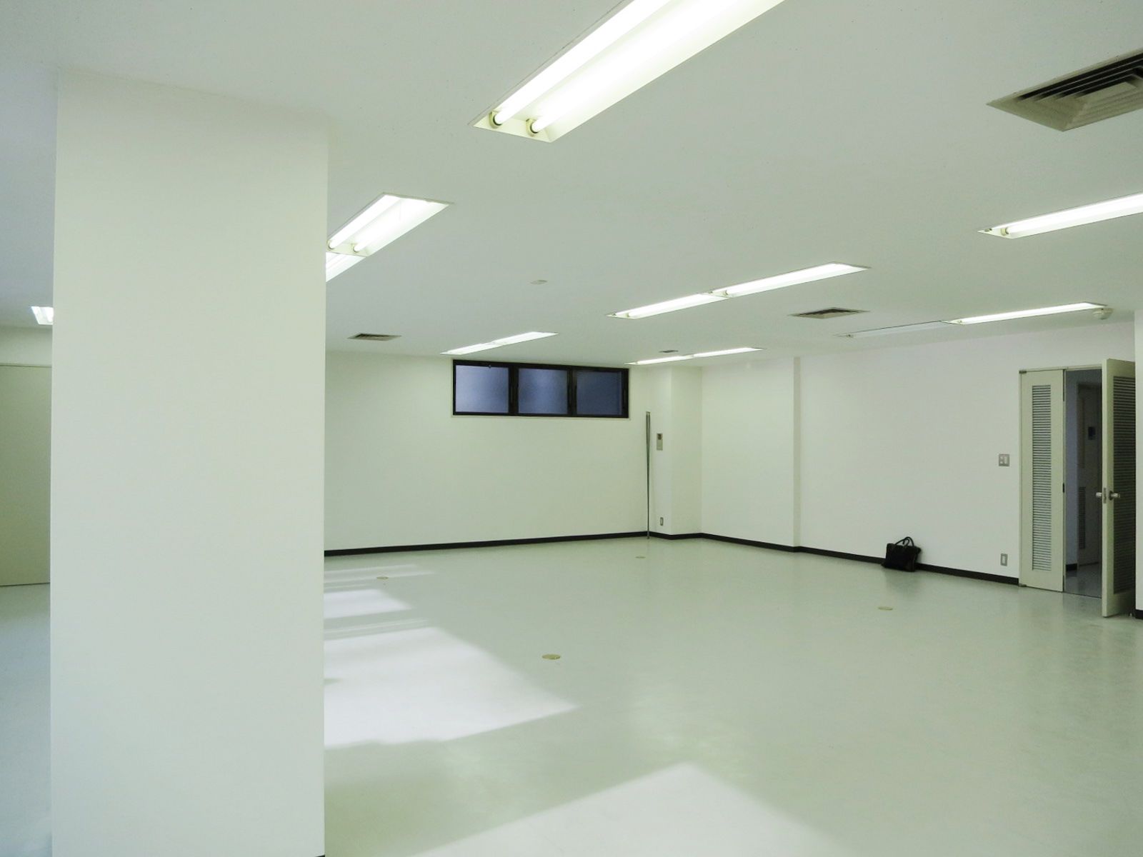 オフィス室内参考画像（7階）