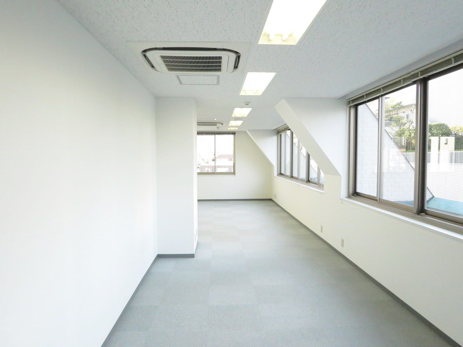 オフィス室内参考画像（8階）