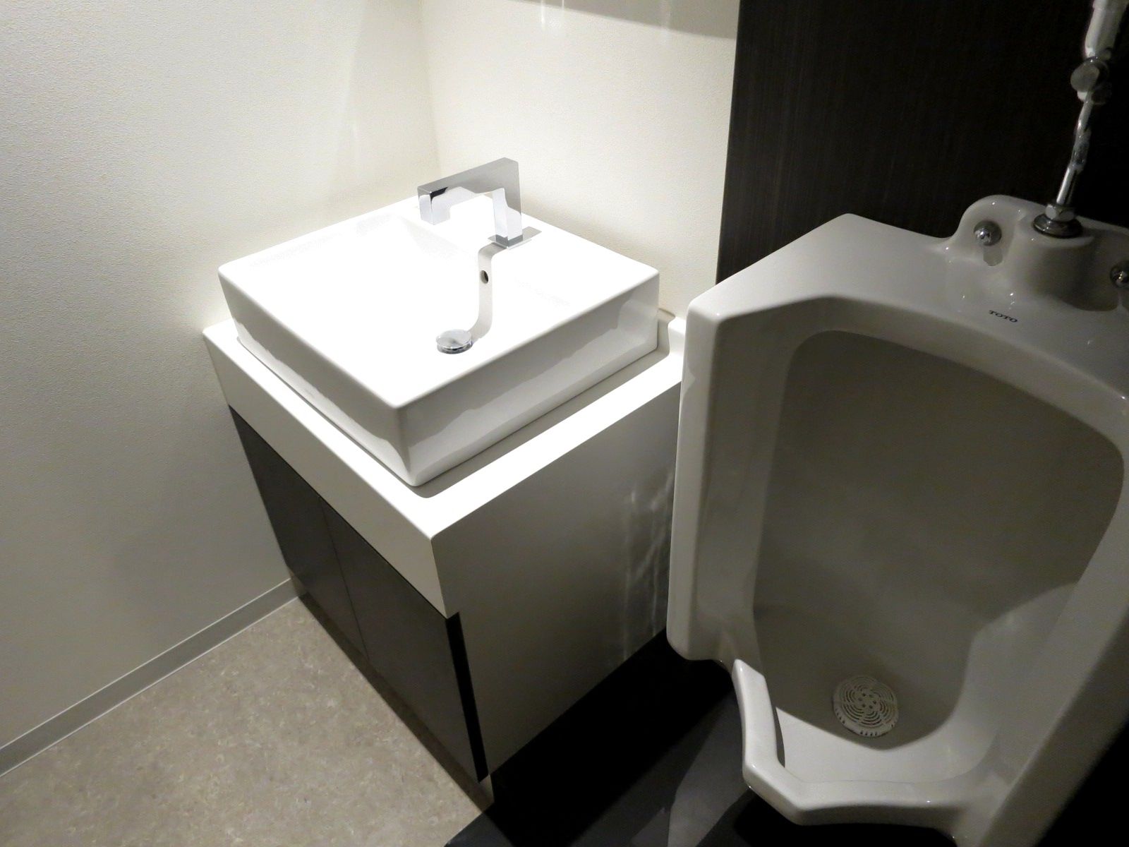 男性用お手洗い
