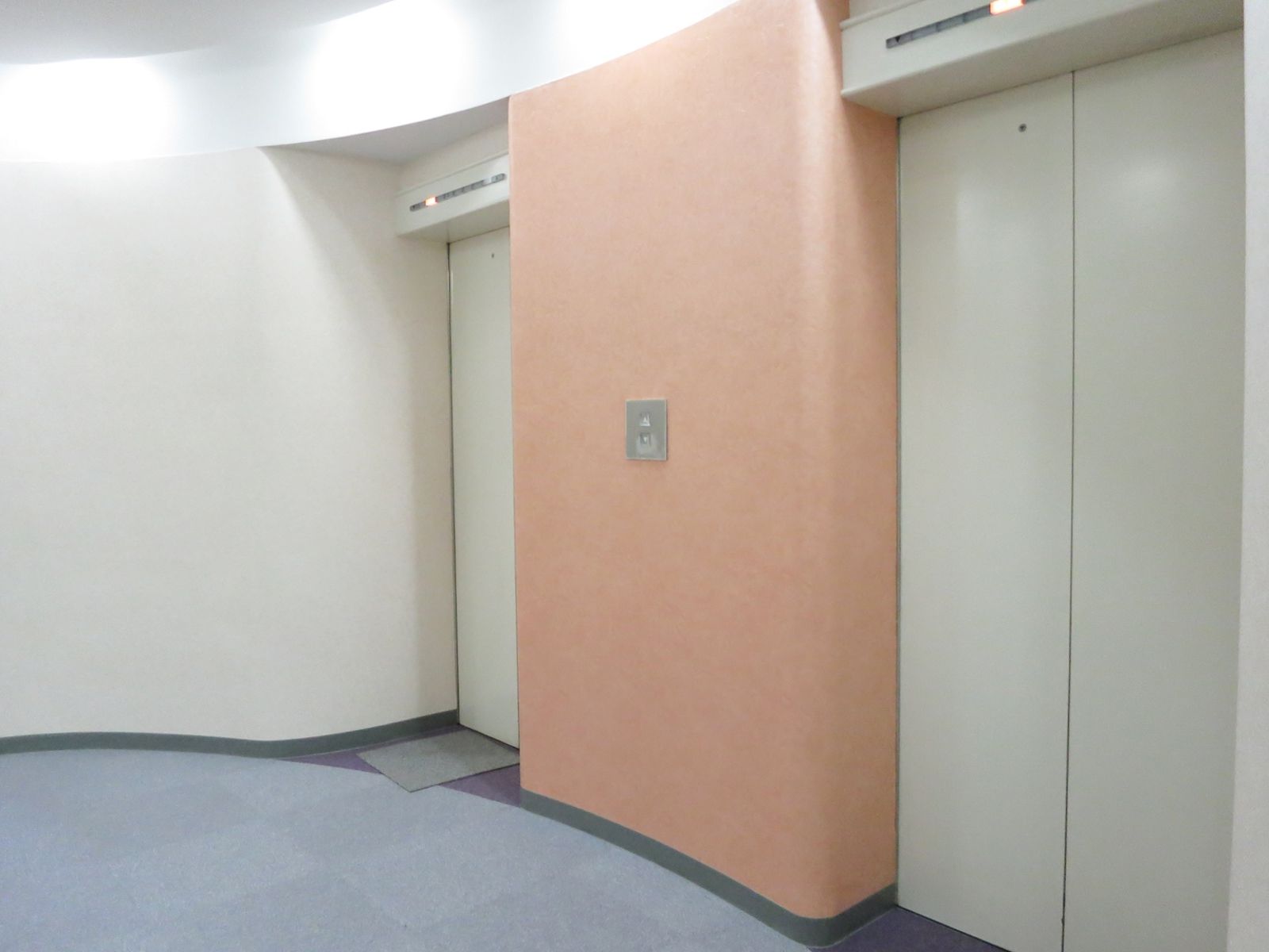 エレベーターホール