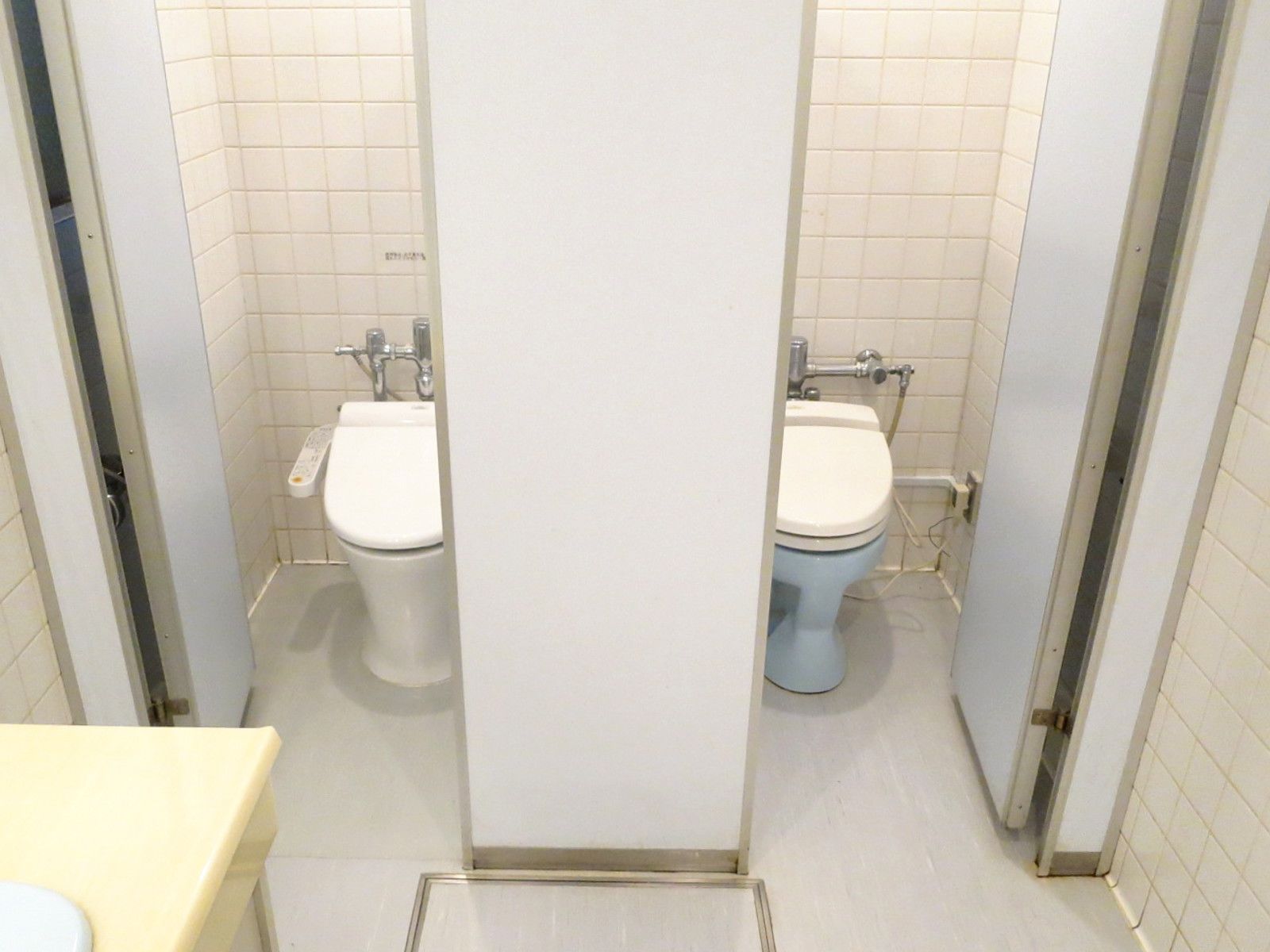 トイレ個室