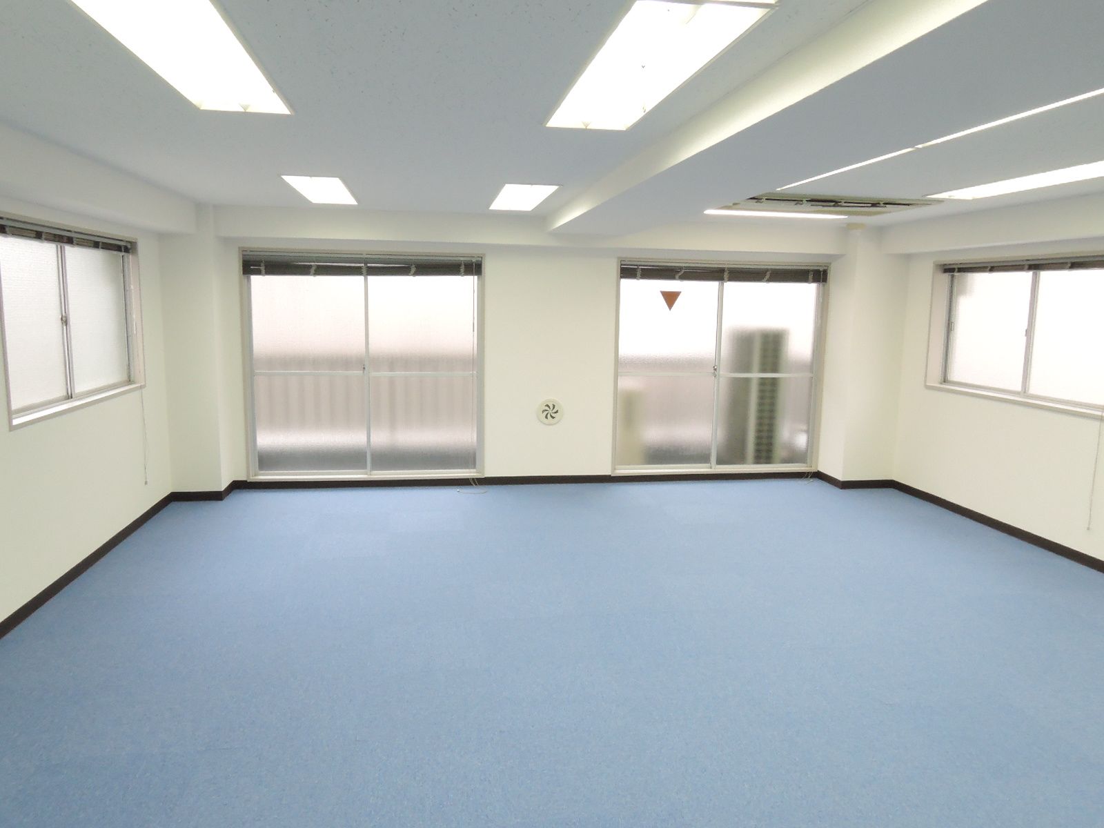 オフィス室内参考画像（5階・約24坪）