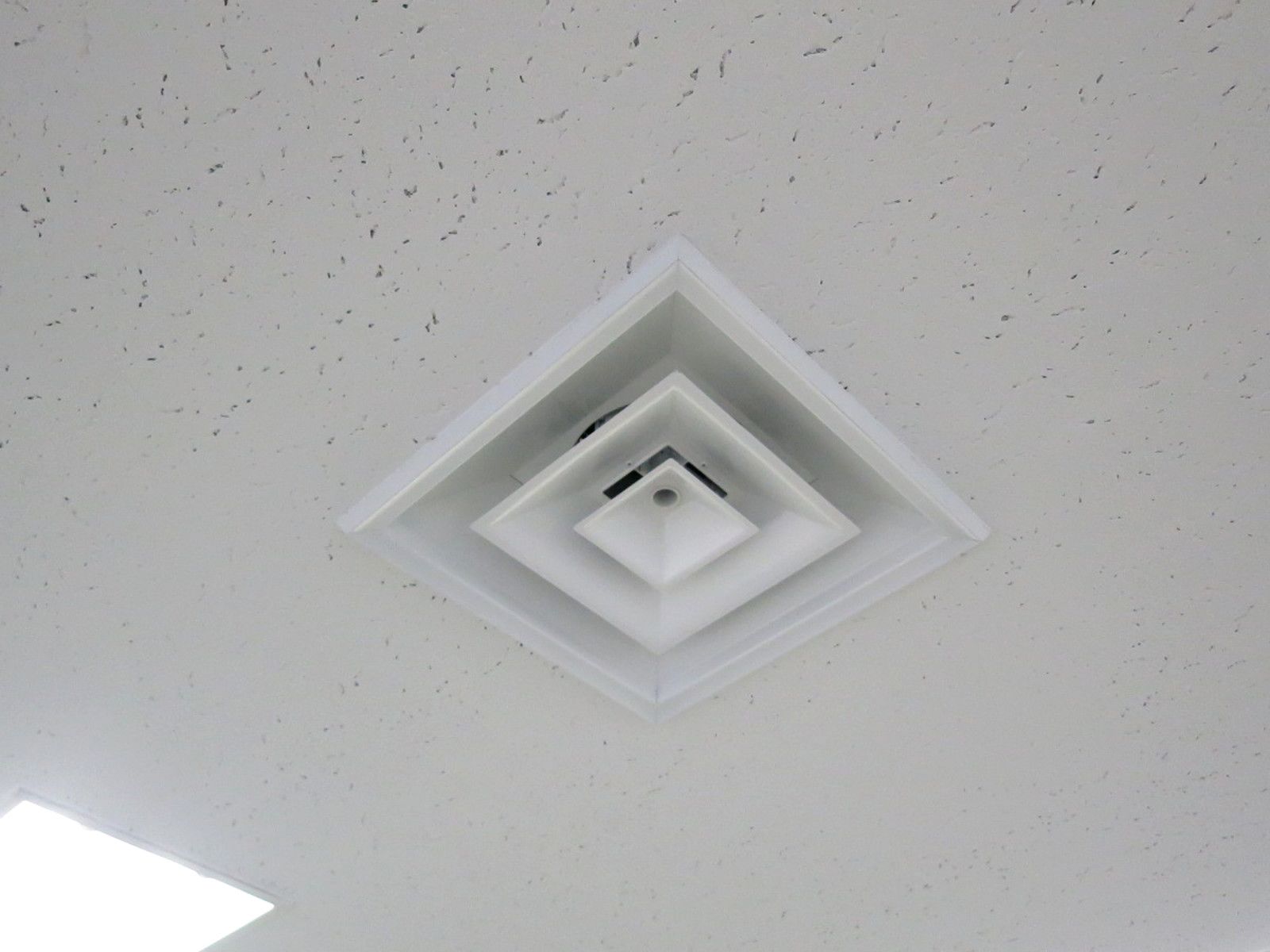 空調機器