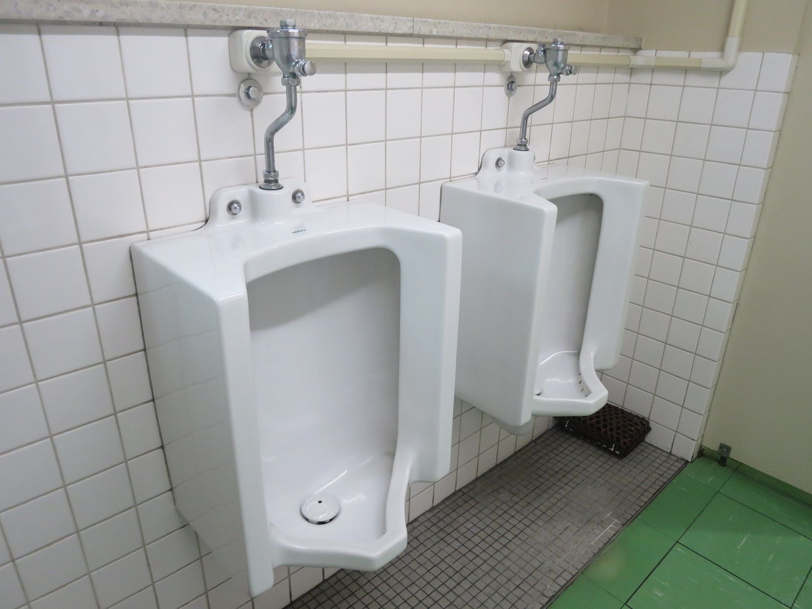 男性用トイレ