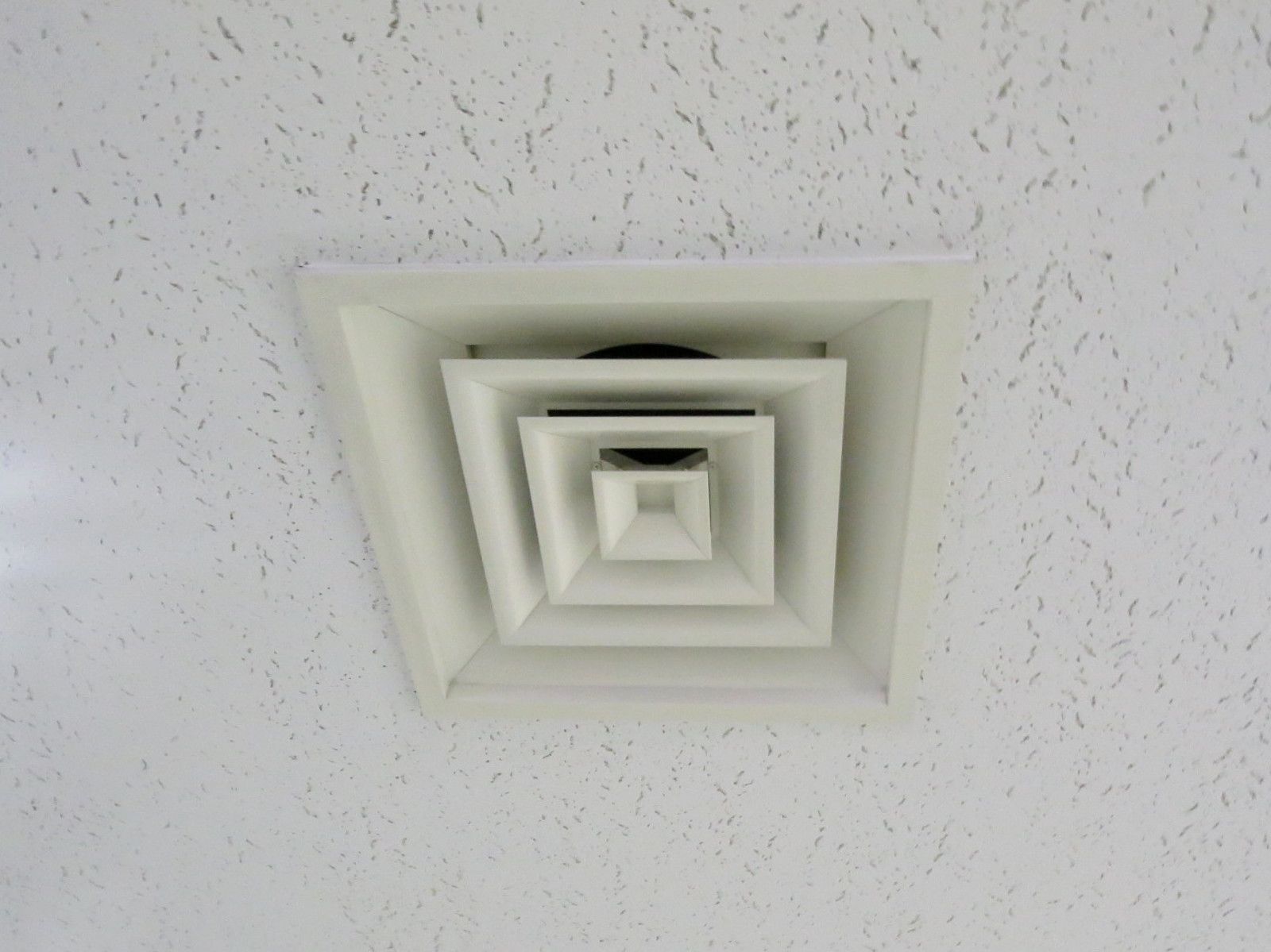 空調機器