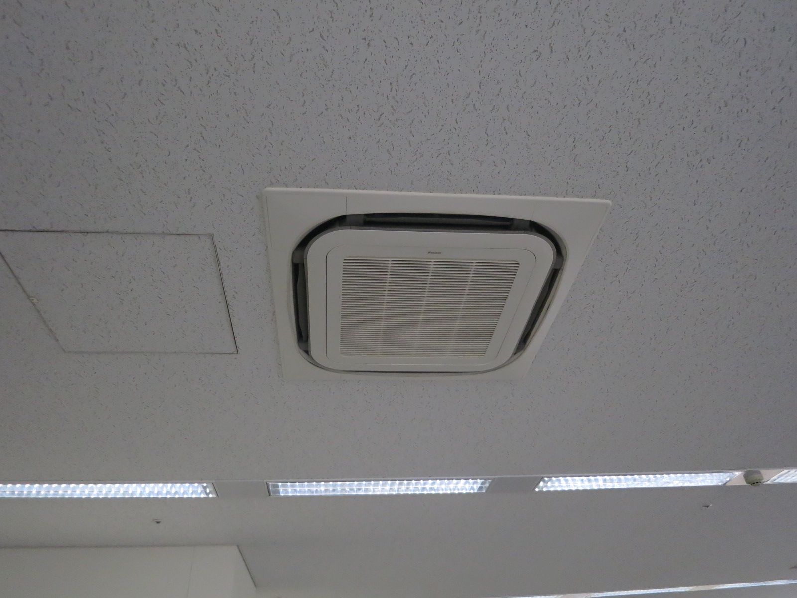 空調
