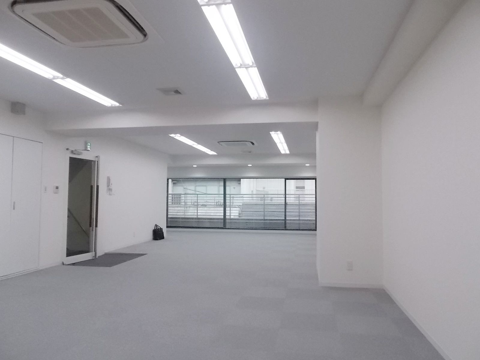 オフィス室内参考画像（5階）