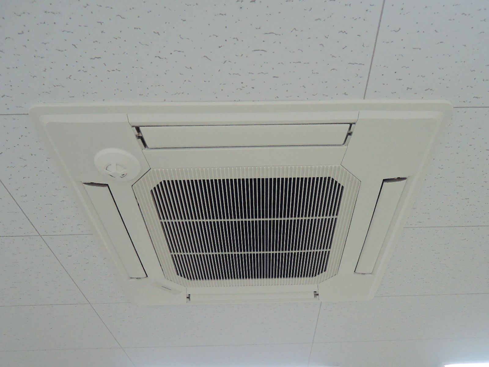 空調機器
