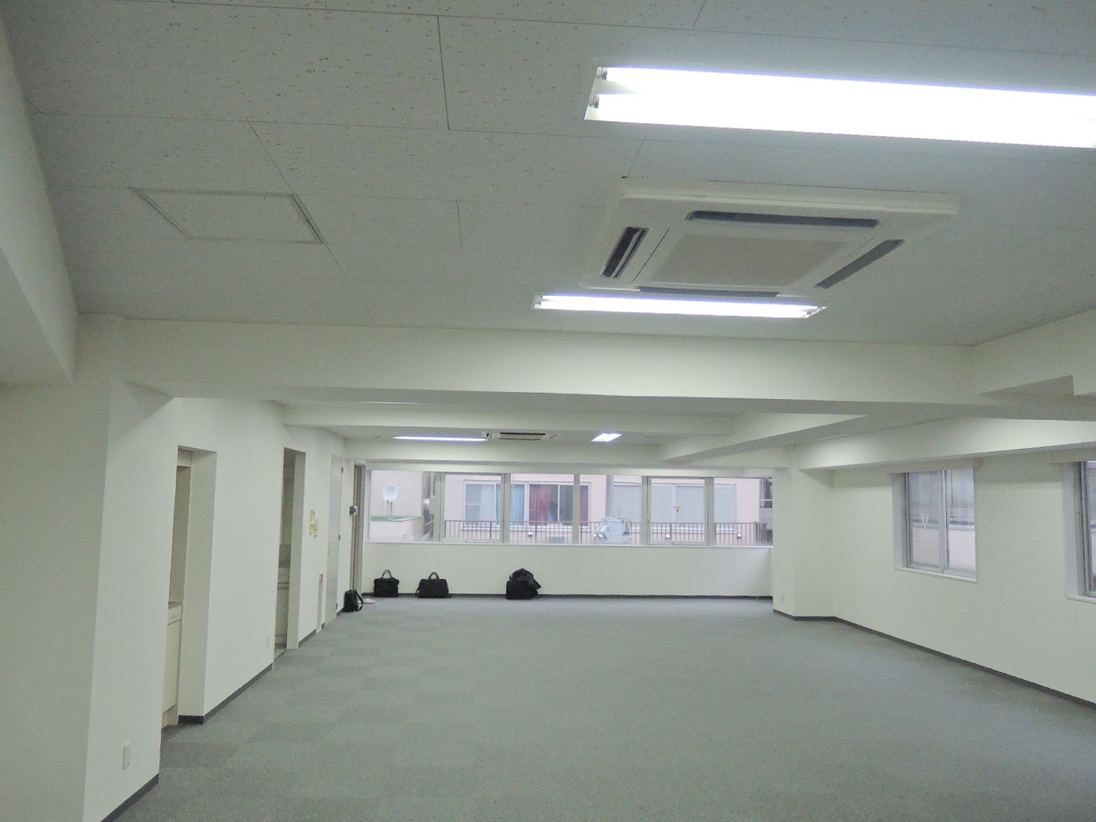 オフィス室内参考画像（4階）