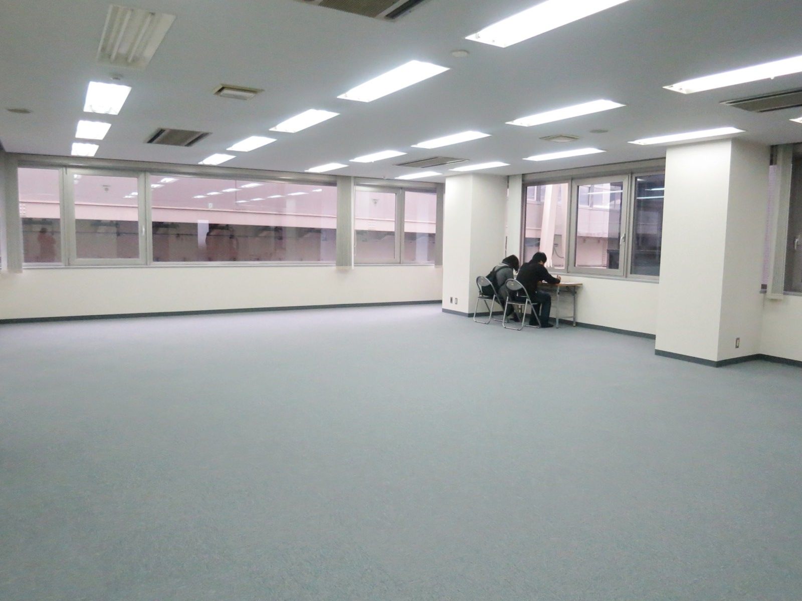 オフィス室内参考画像(3階)