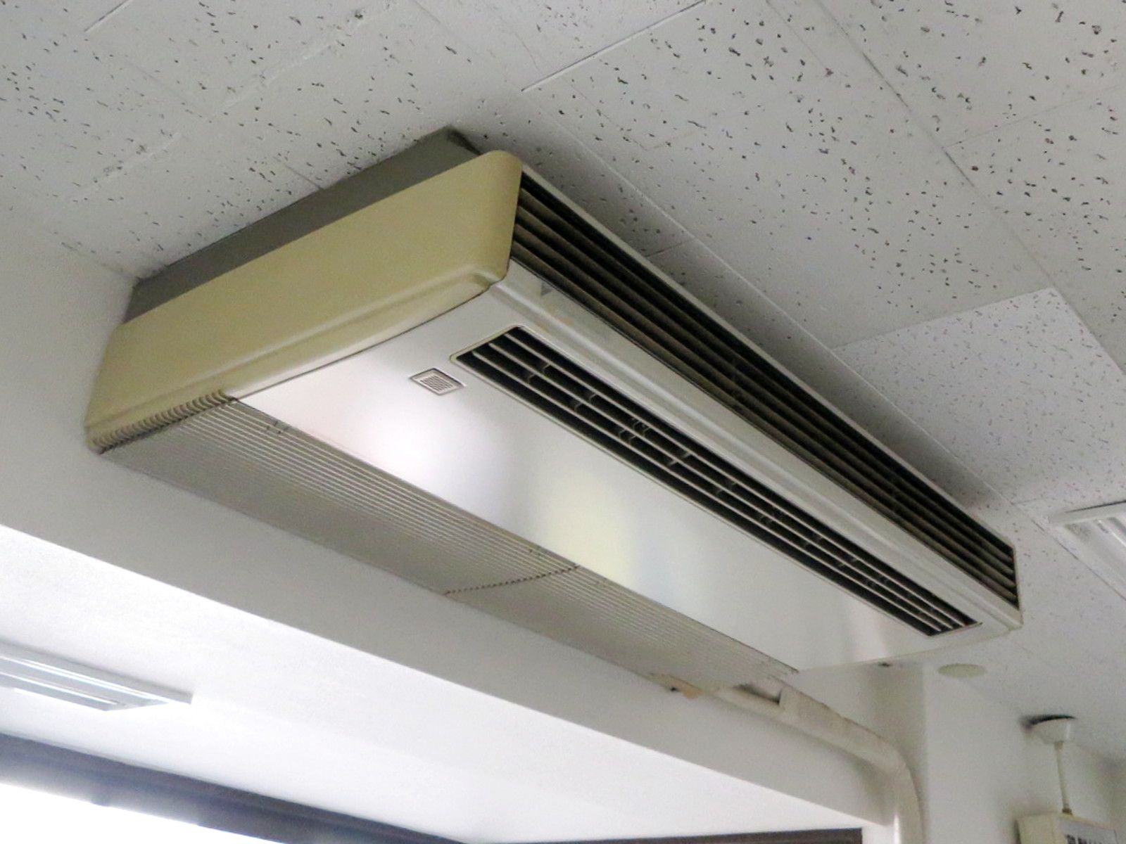空調機器