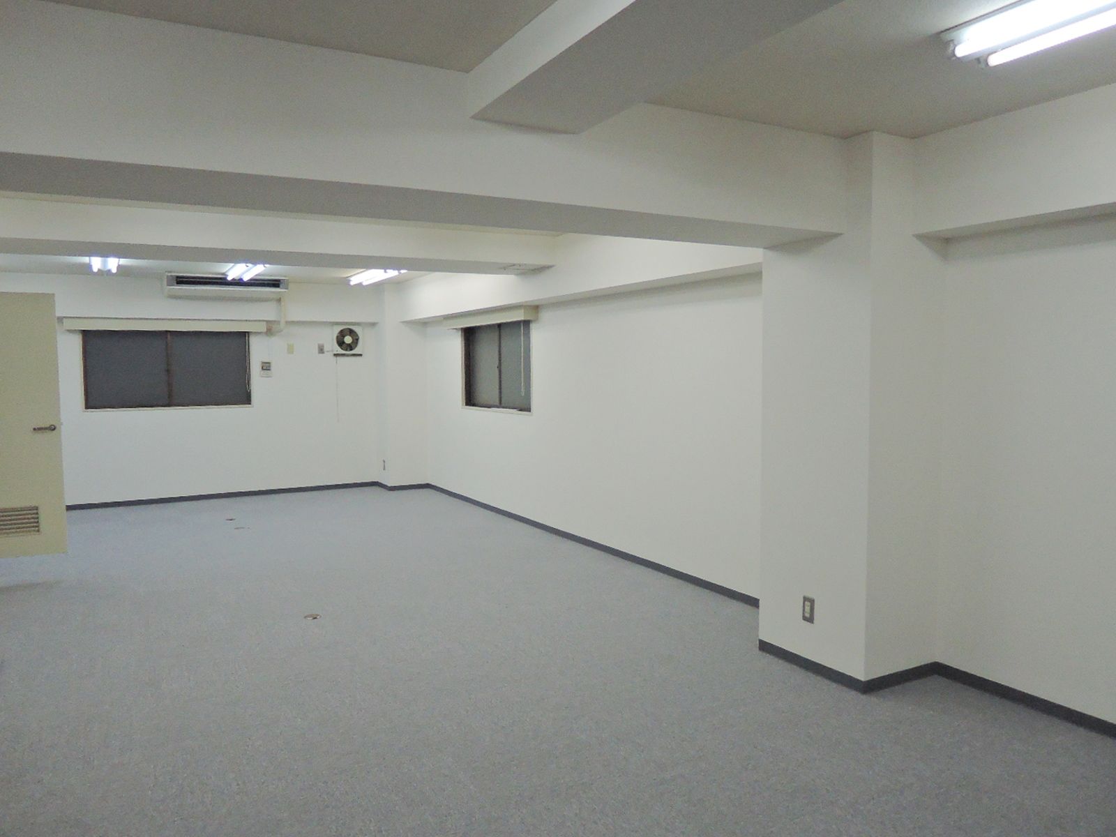 オフィス室内参考画像（3階）