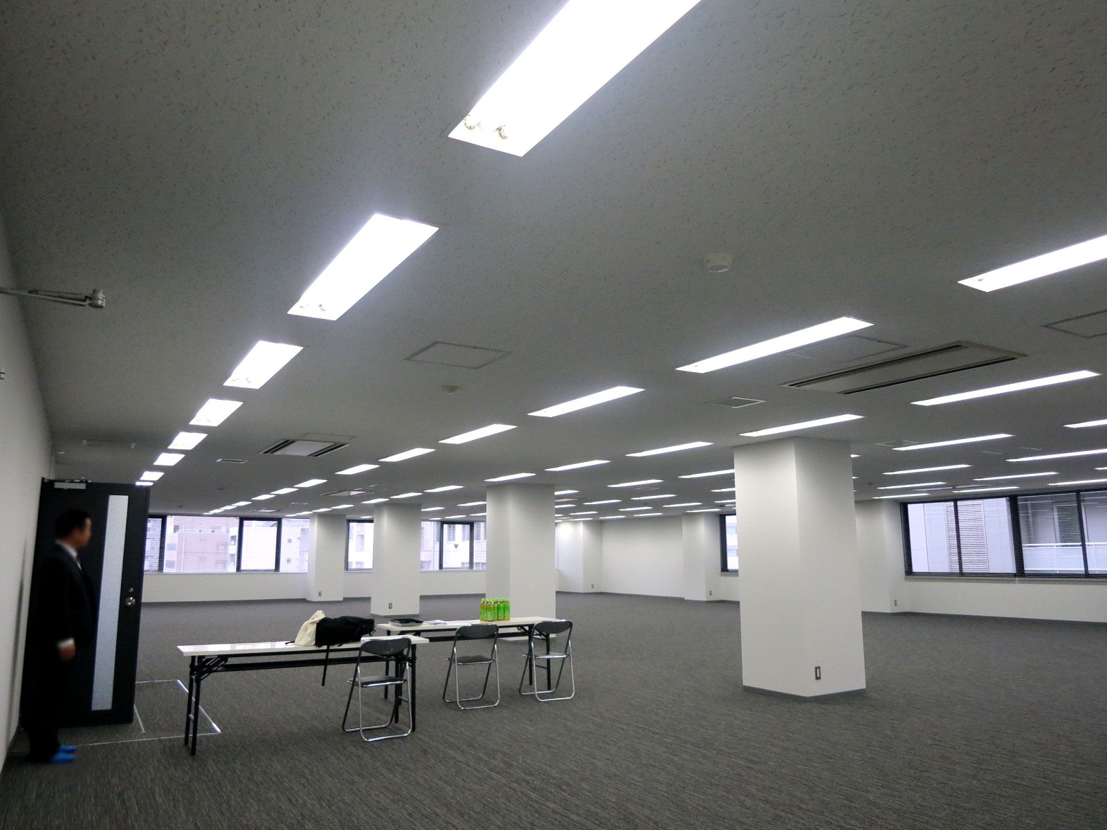 明るいオフィス