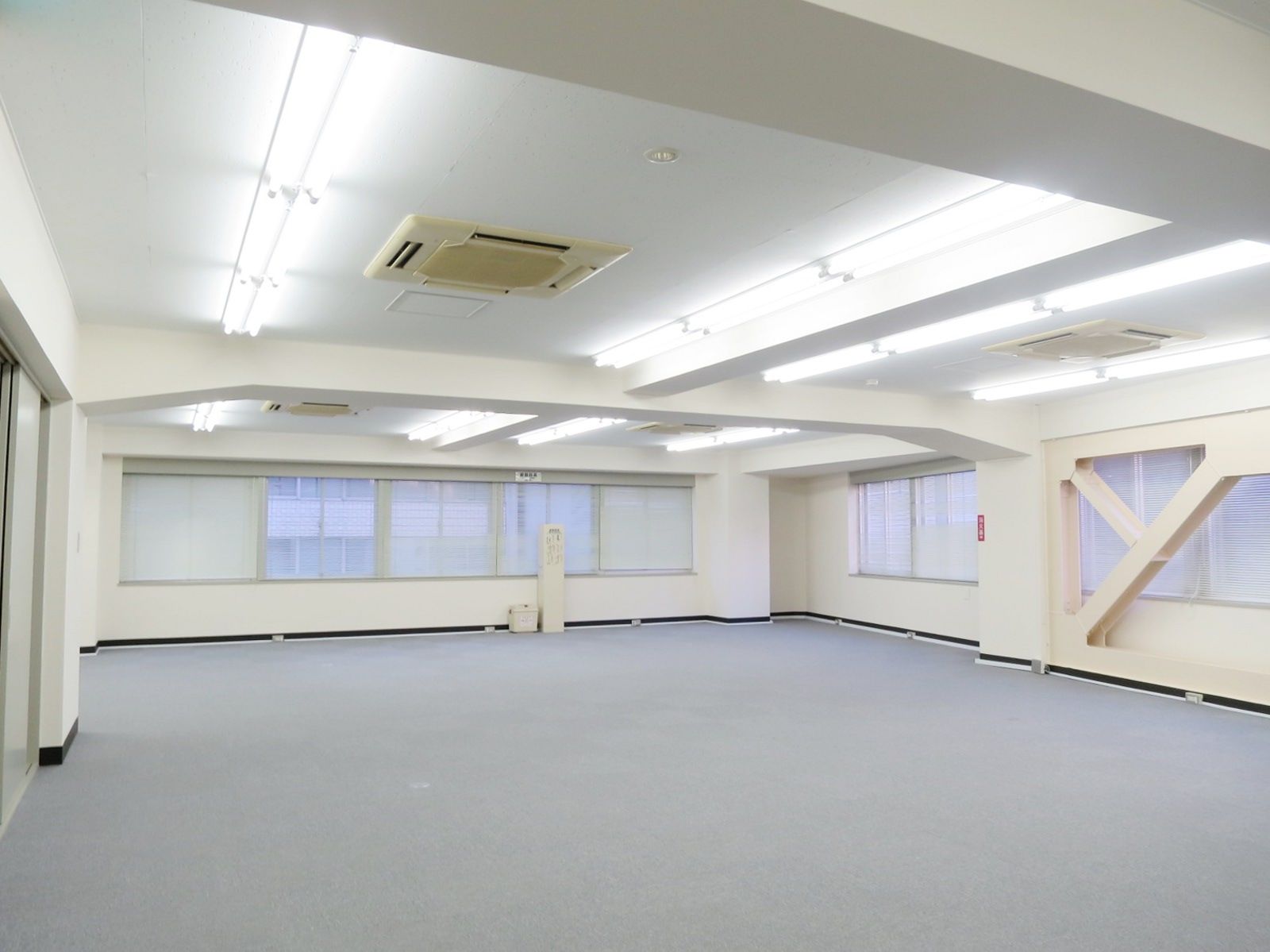 オフィス室内参考画像（6階）