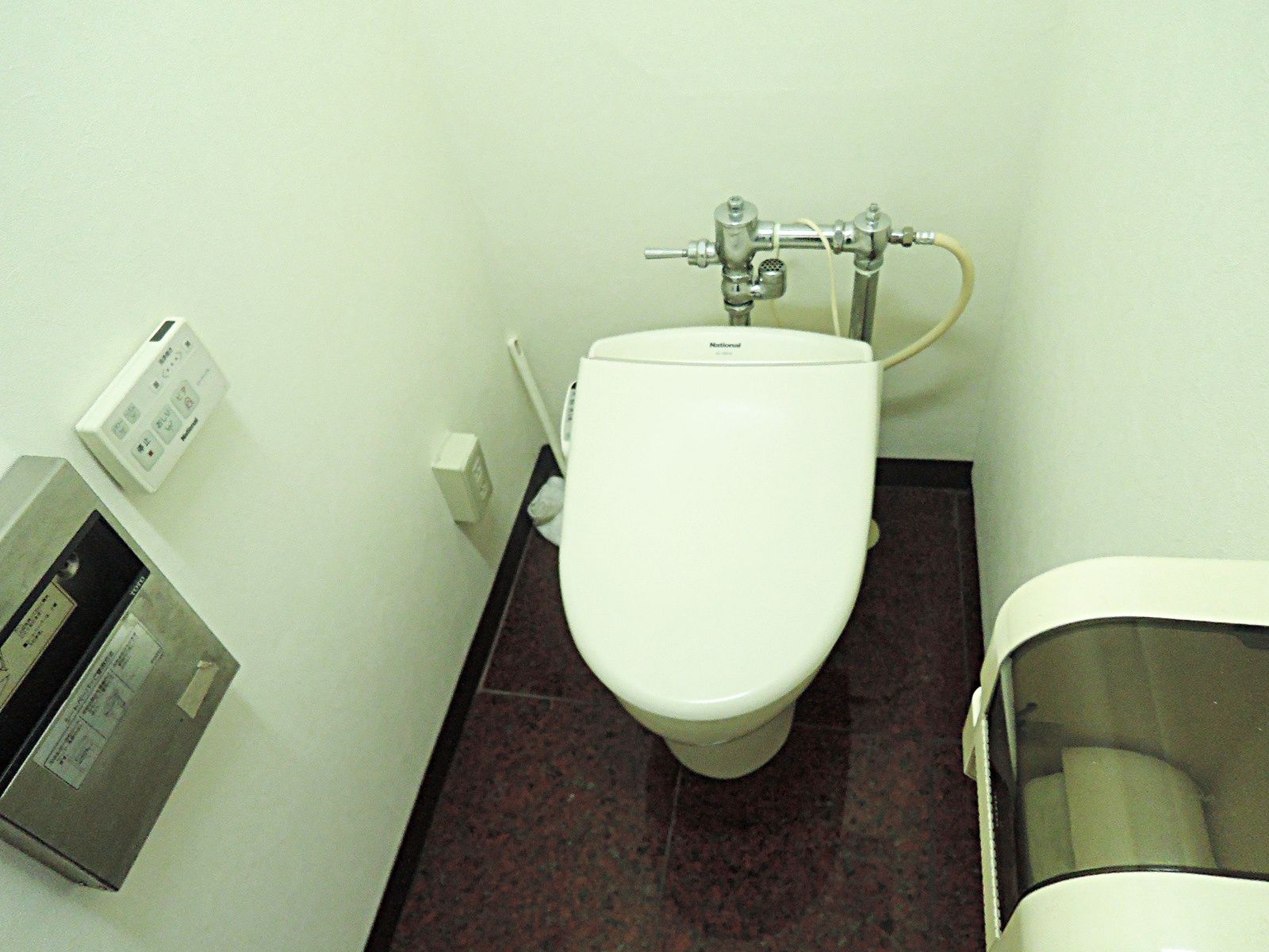 トイレ個室