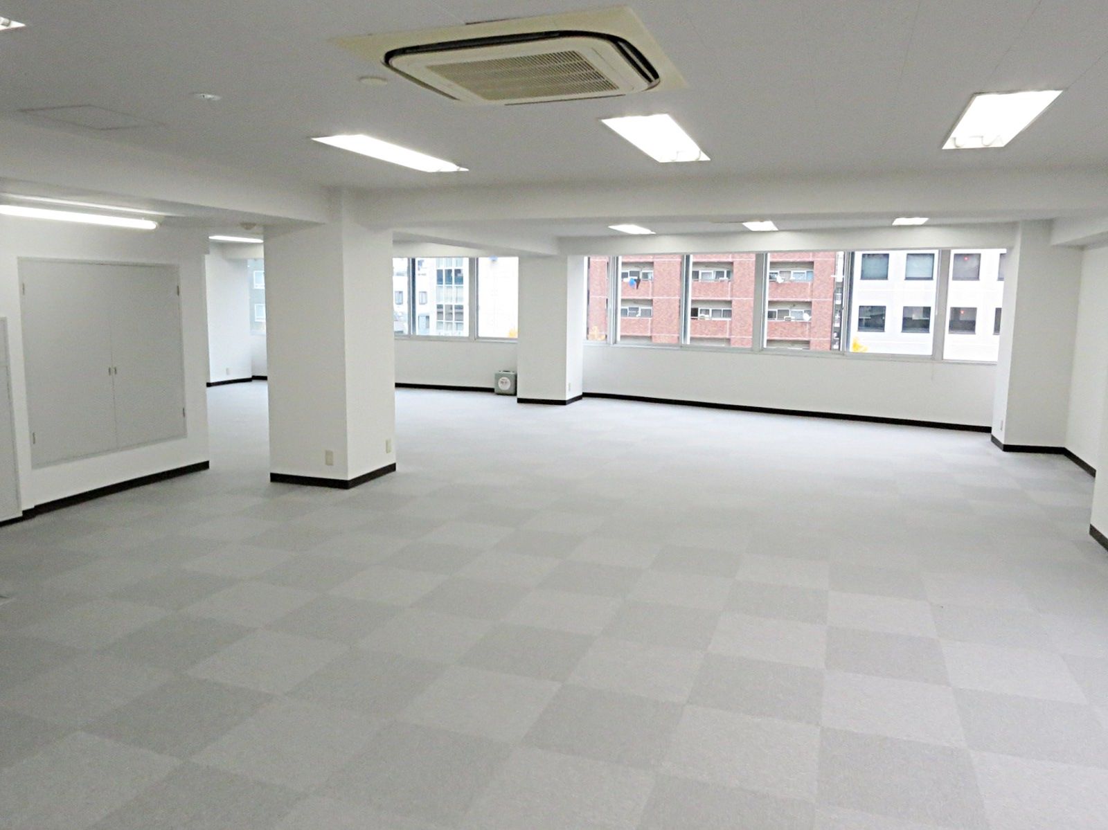 オフィス室内参考画像(501号室)
