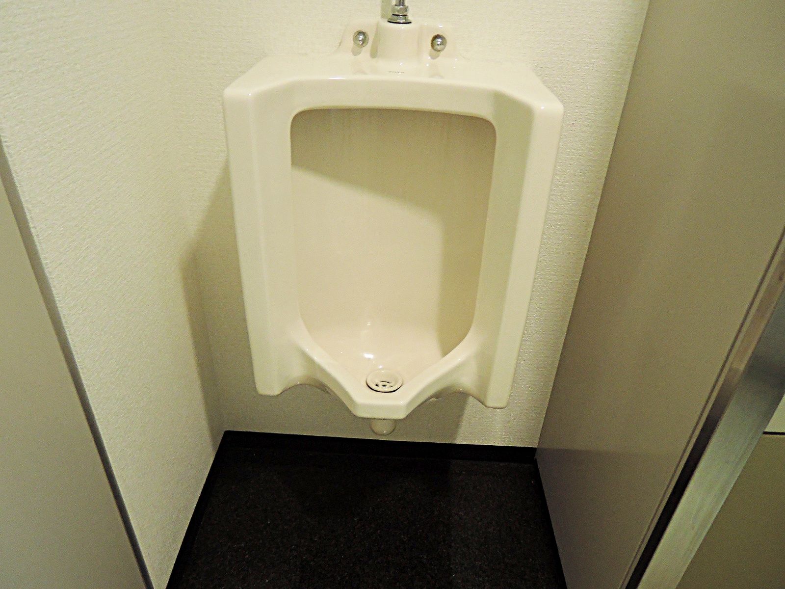 男性用トイレ
