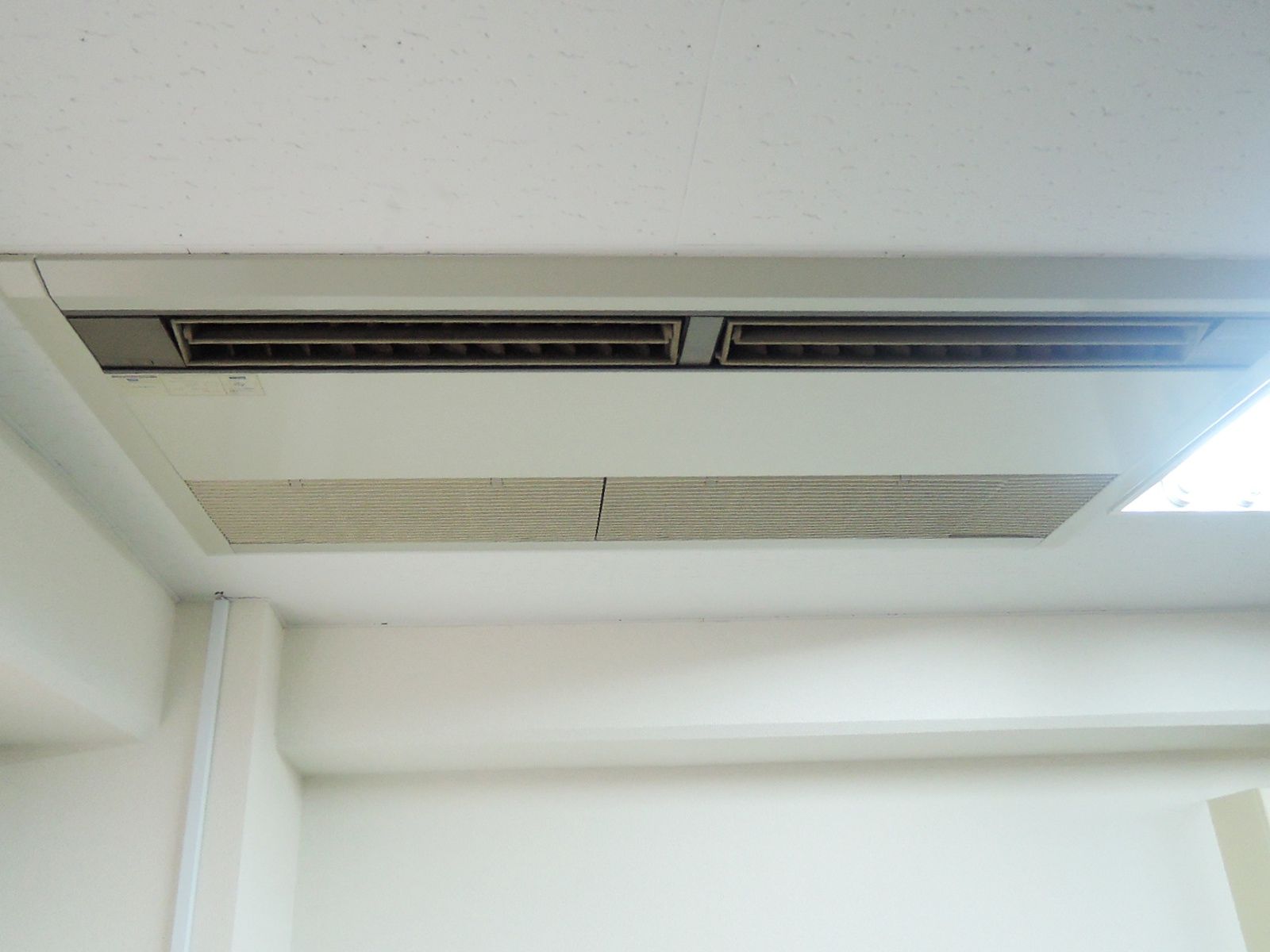 空調機器