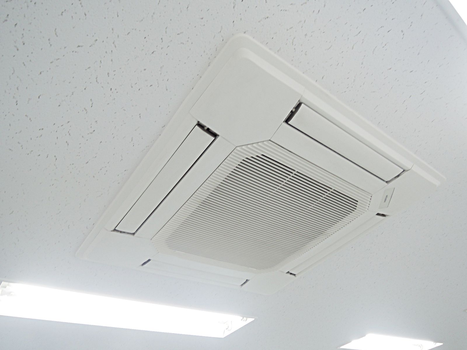 空調