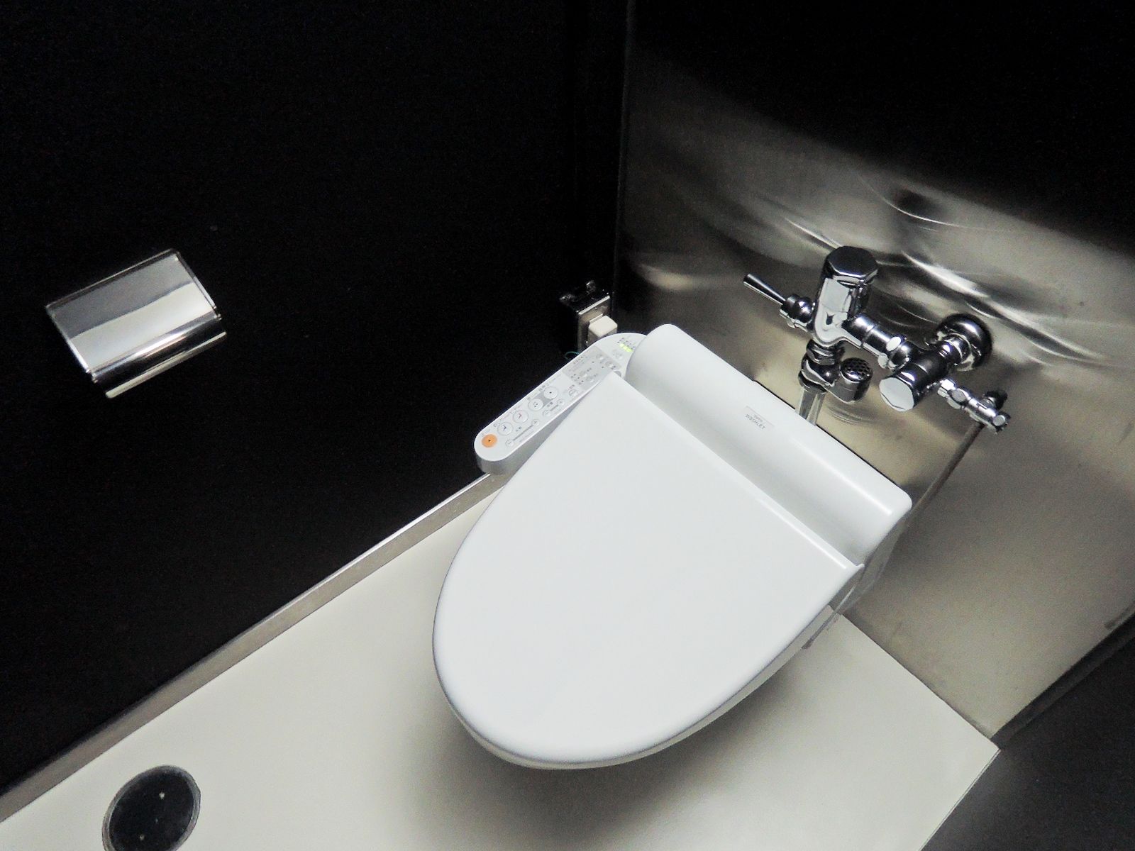 トイレ個室