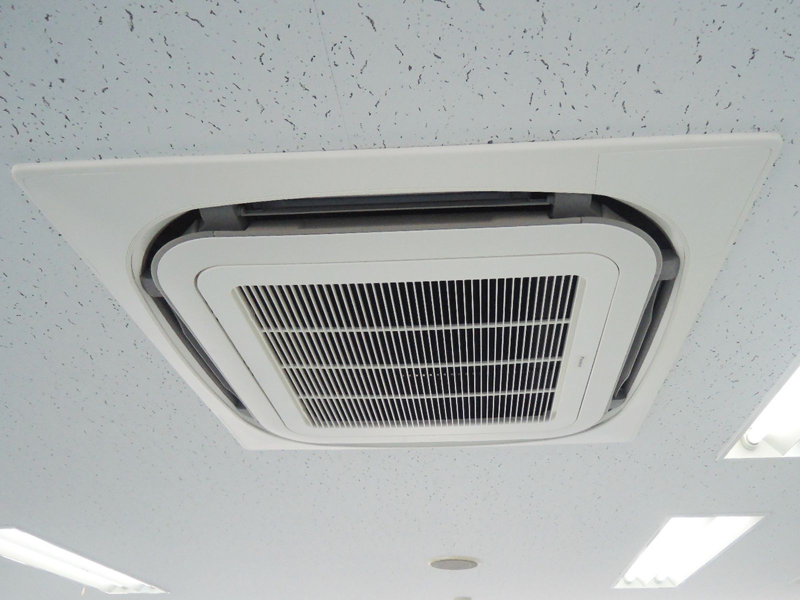 空調機器