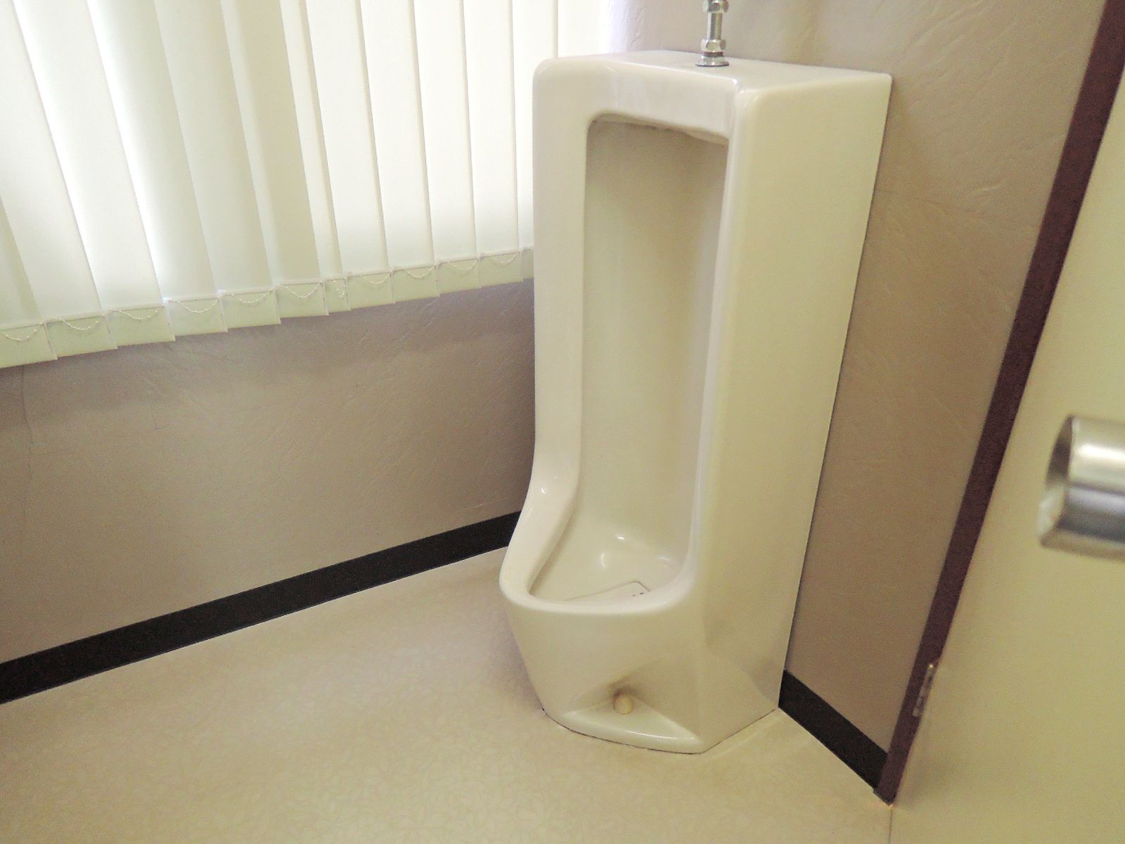男性用トイレ