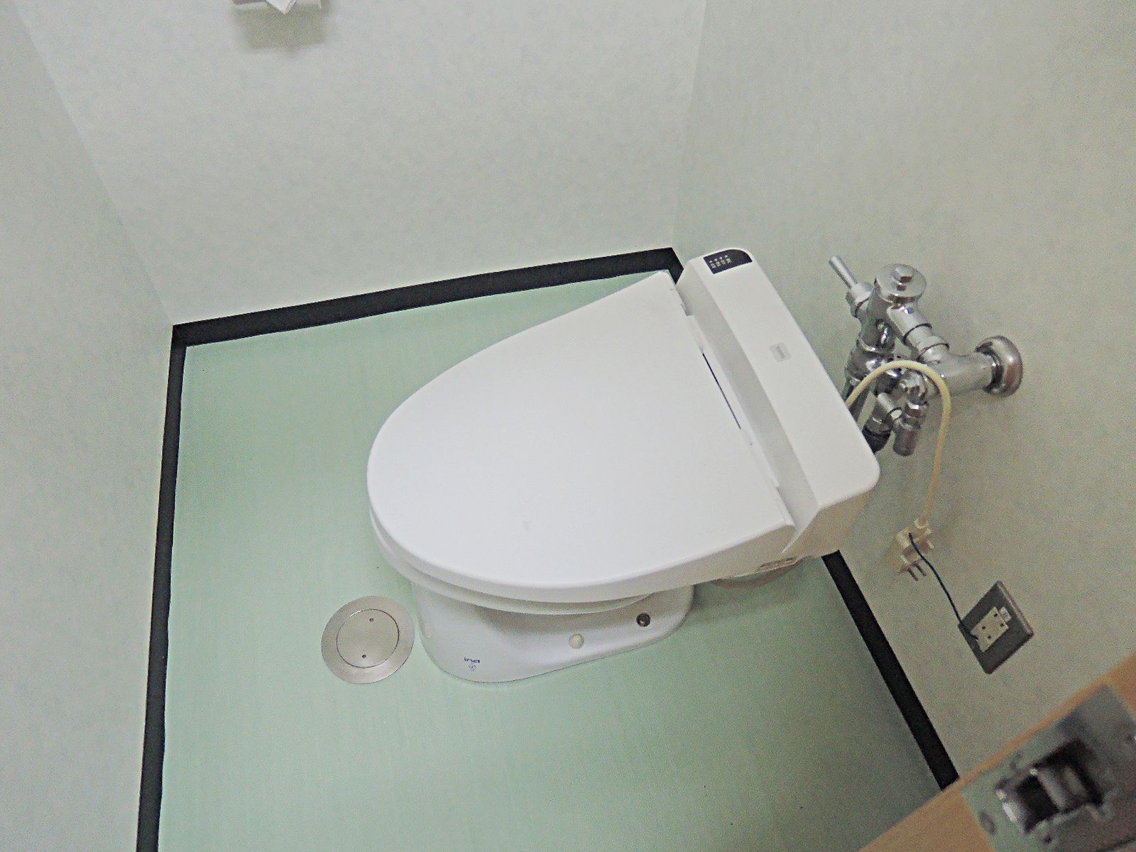 男女別トイレ個室