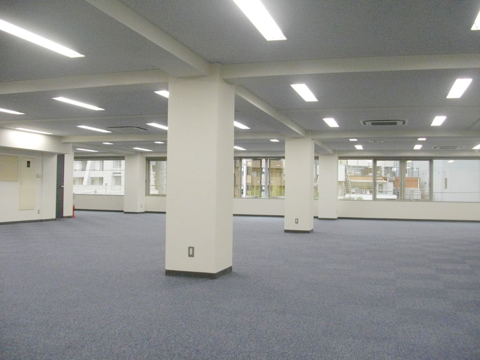 一部柱あり