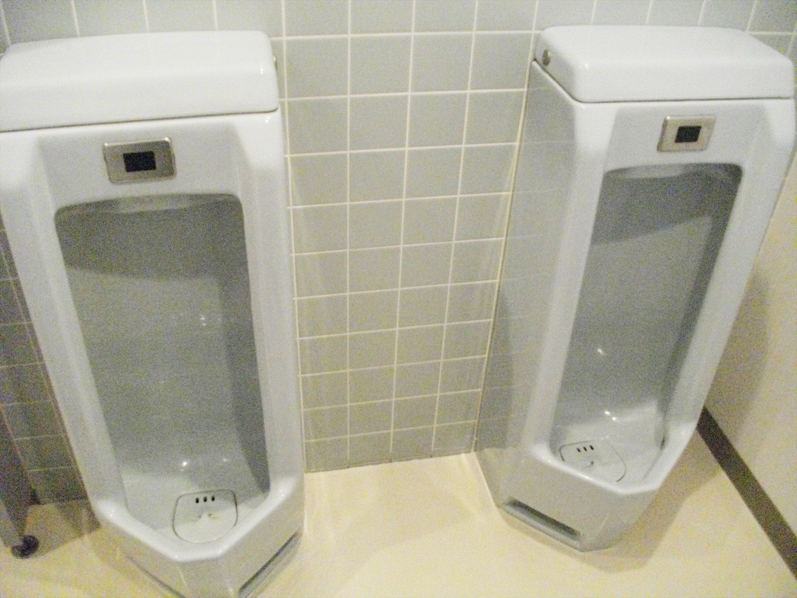 男性用トイレ