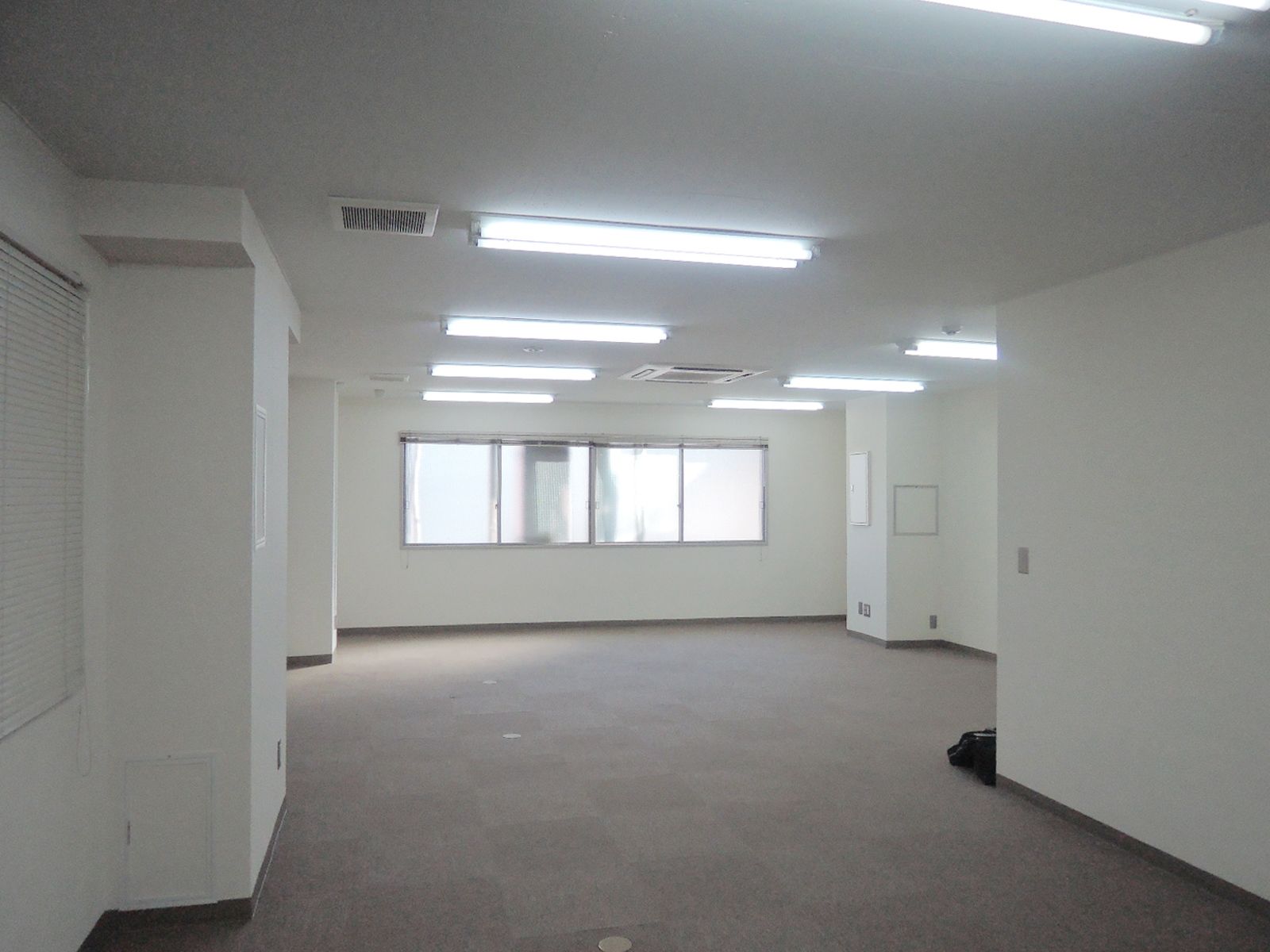 オフィス室内参考画像（8階）