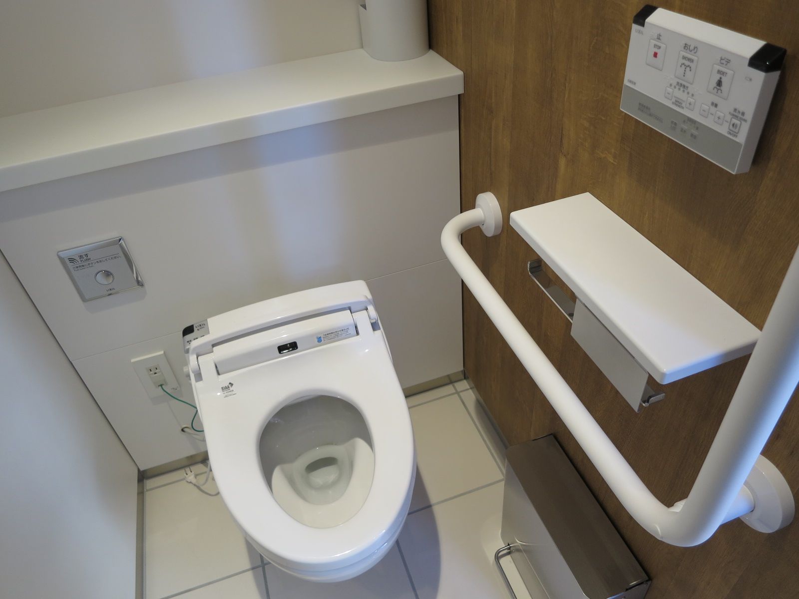 トイレ個室