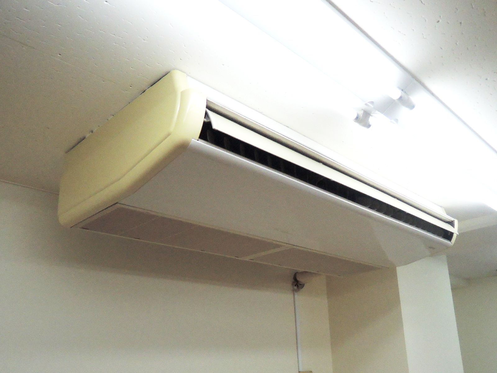 空調機器