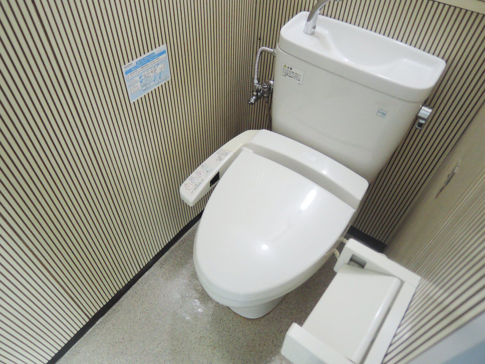 トイレ個室