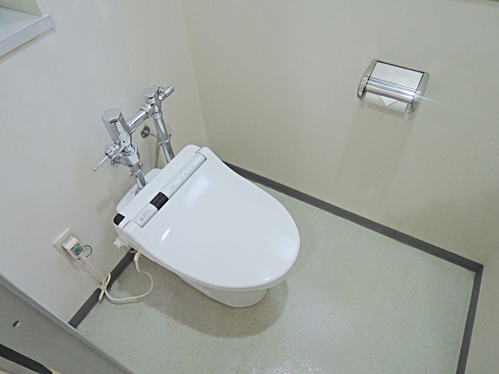 男女別トイレ個室
